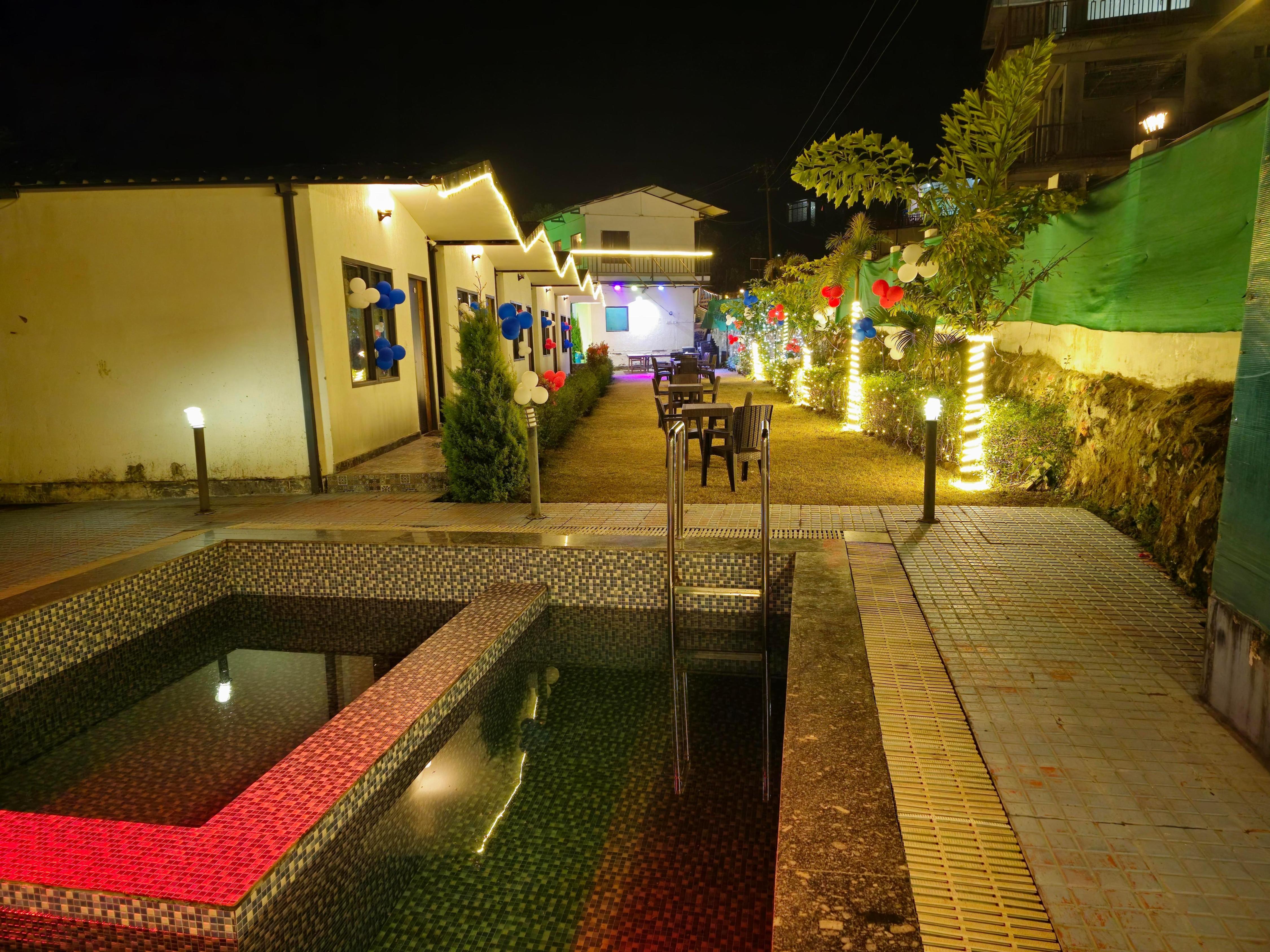 ACE Resort & Cafe - Tap to explore photos