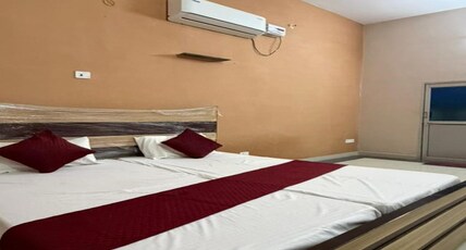 Divine Blessings Banquet & Hotel Room Type - Double Bedroom with free wifi