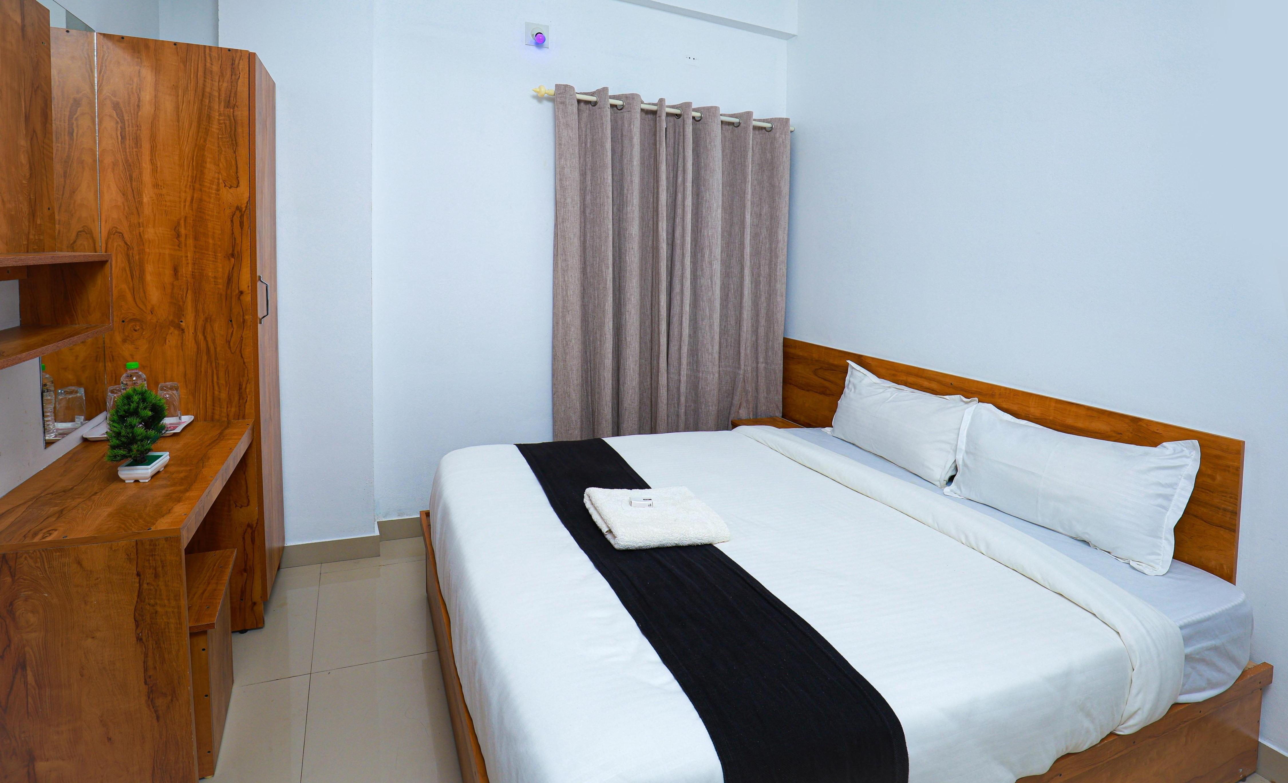 HR Residency Room Type - Standard Room AC