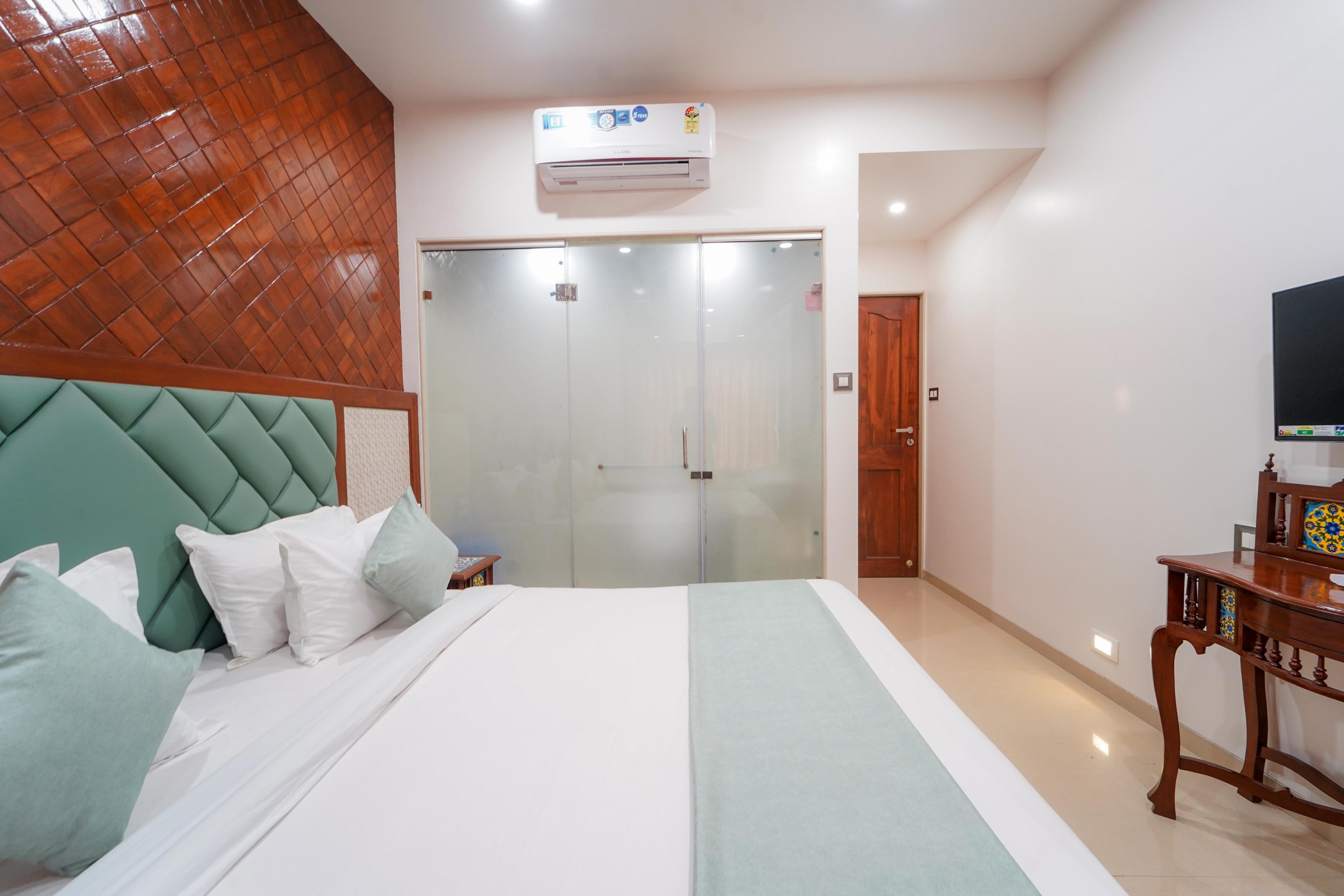 Hotel Bright Star Room Type - Deluxe Room