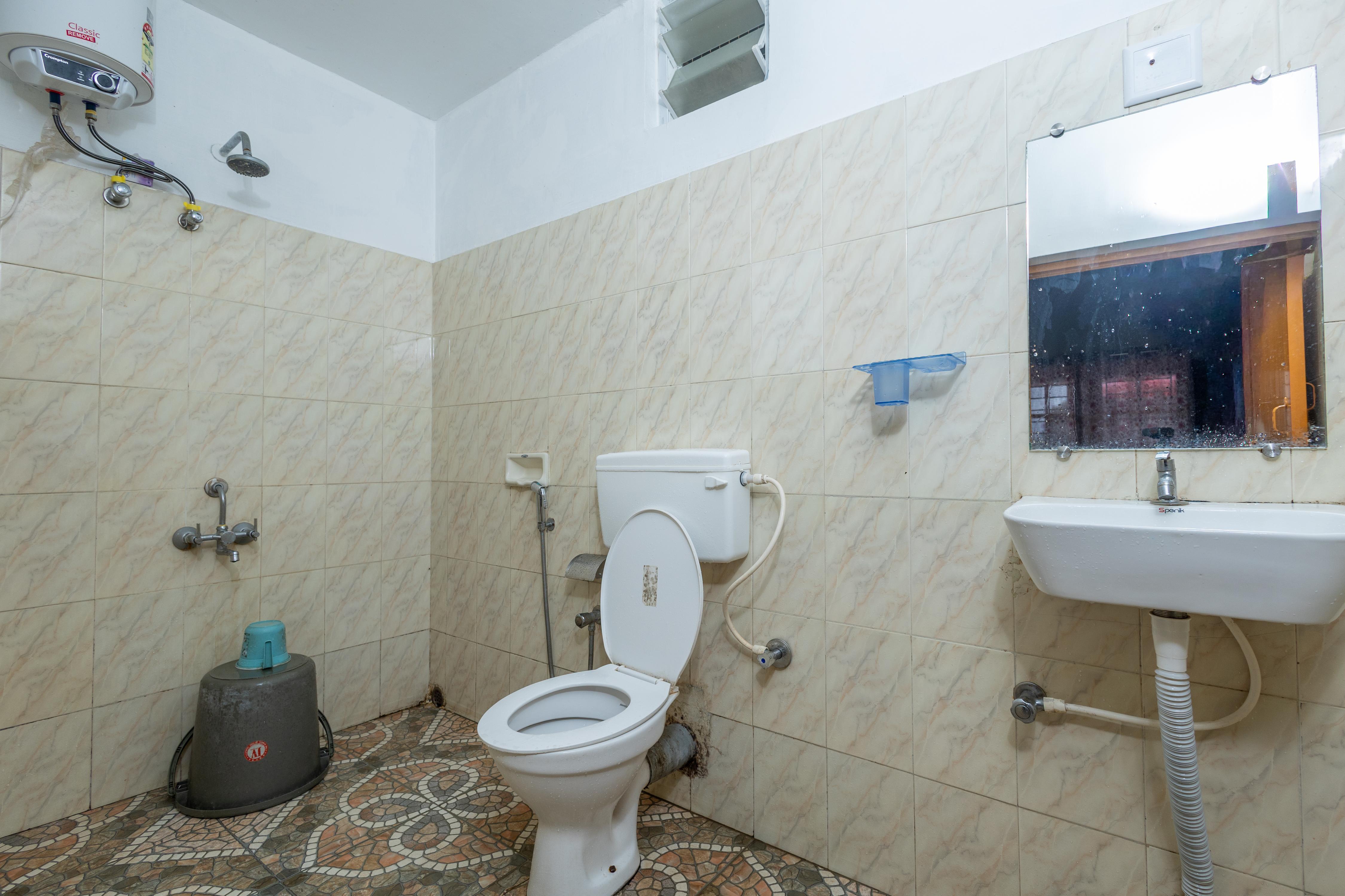 Shree homestay - Tap to explore photos