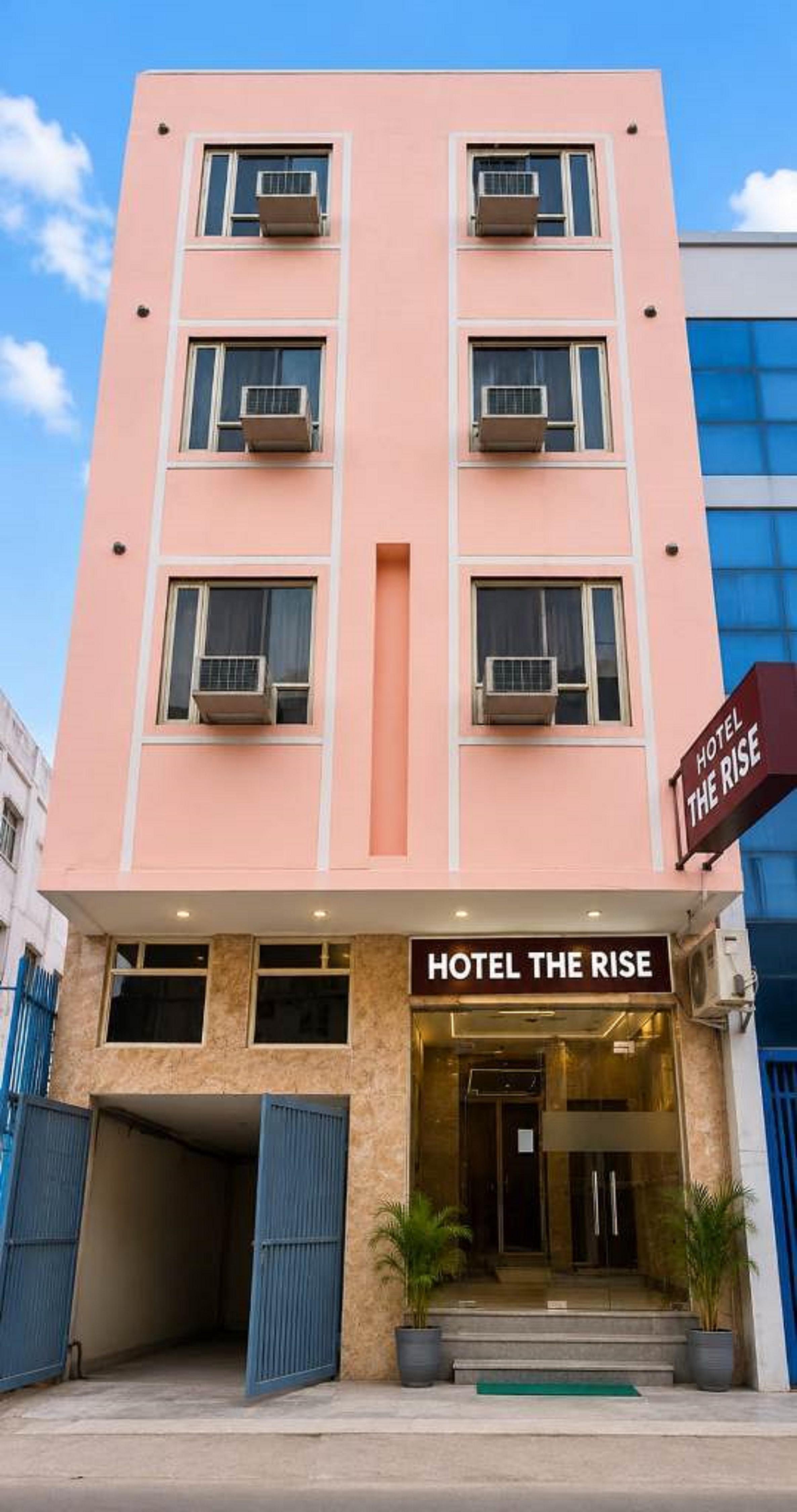 Hotel The Rise Near IGI Airport - Tap to explore photos