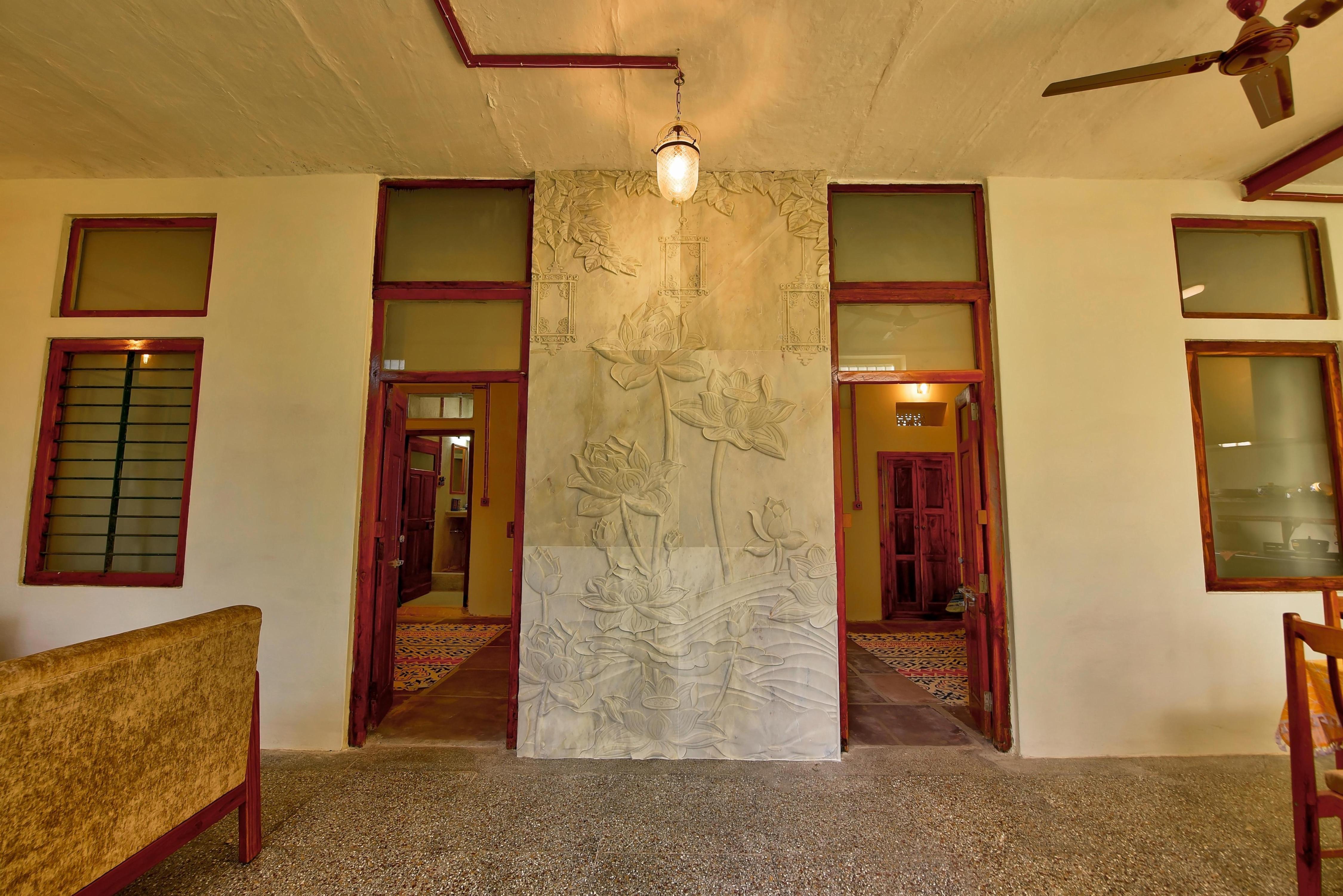 The Para Villas 9 Entire 2BHK with Private Garden - Tap to explore photos