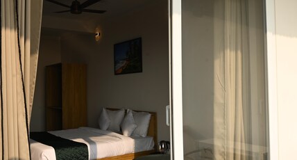 Neer By Monarch Stays Room Type - Beach View Suite,