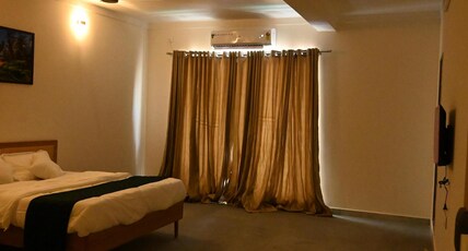 Neer By Monarch Stays Room Type - Presidential Beach View Suite,