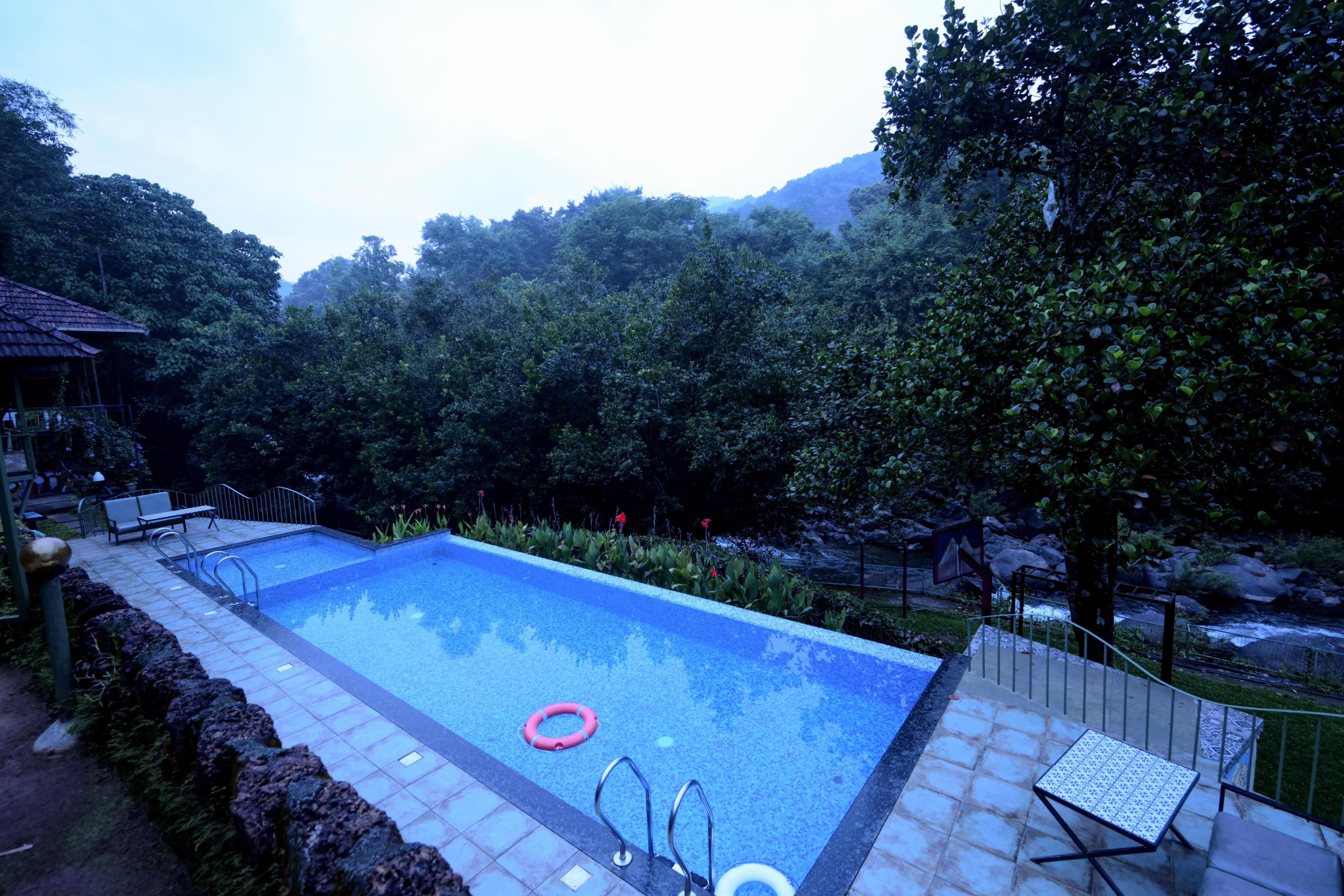 Mayaahi Resorts and Spa Room Type - River View Standard Room