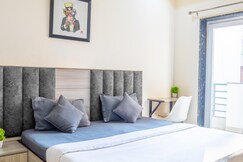 Housr Sector 43 Gurgaon Near Global Foyer Mall