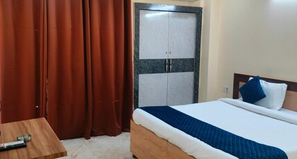 Green Vista Stays Room Type - King Room With Balcony