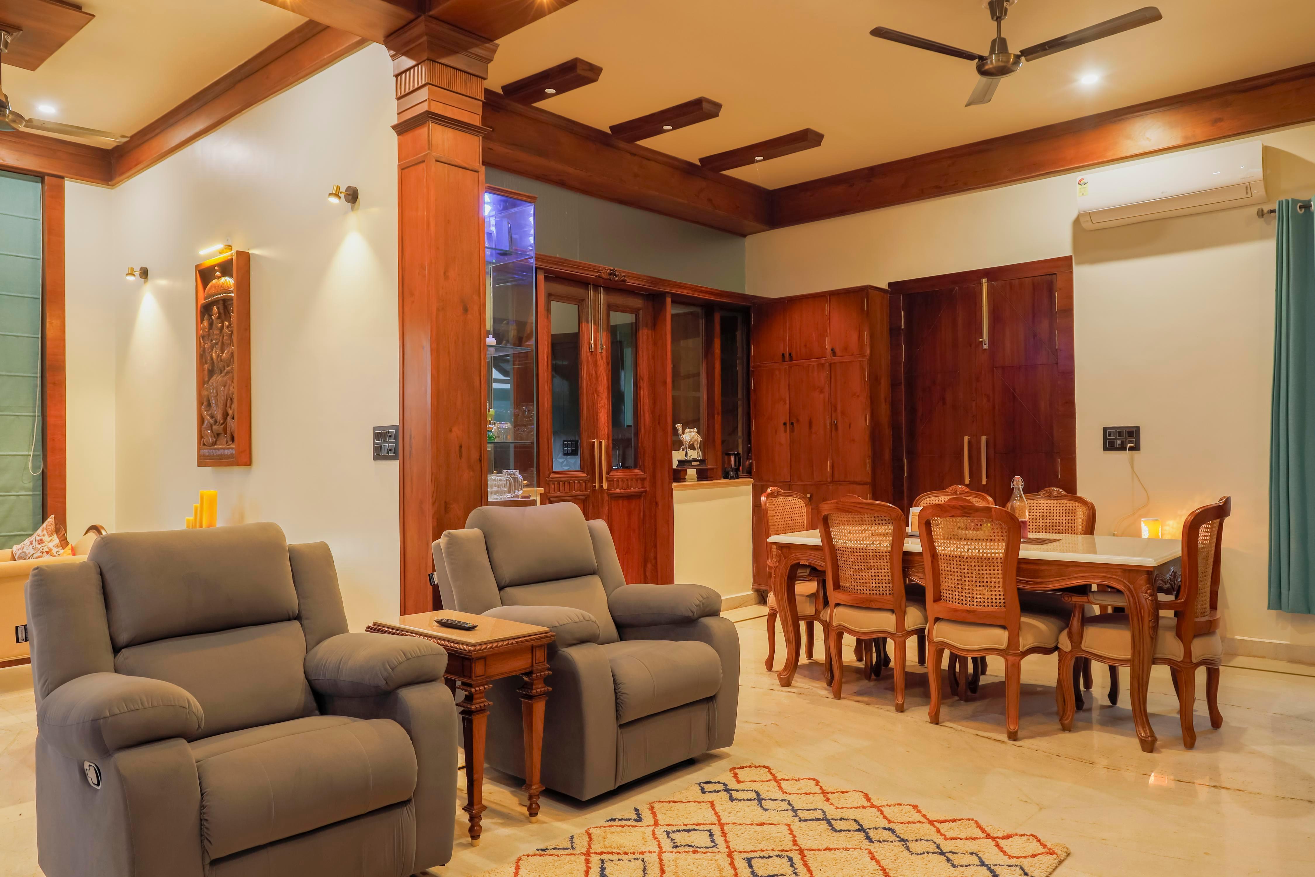 Vanhills - Luxury Home Stay in Jim Corbett - Tap to explore photos