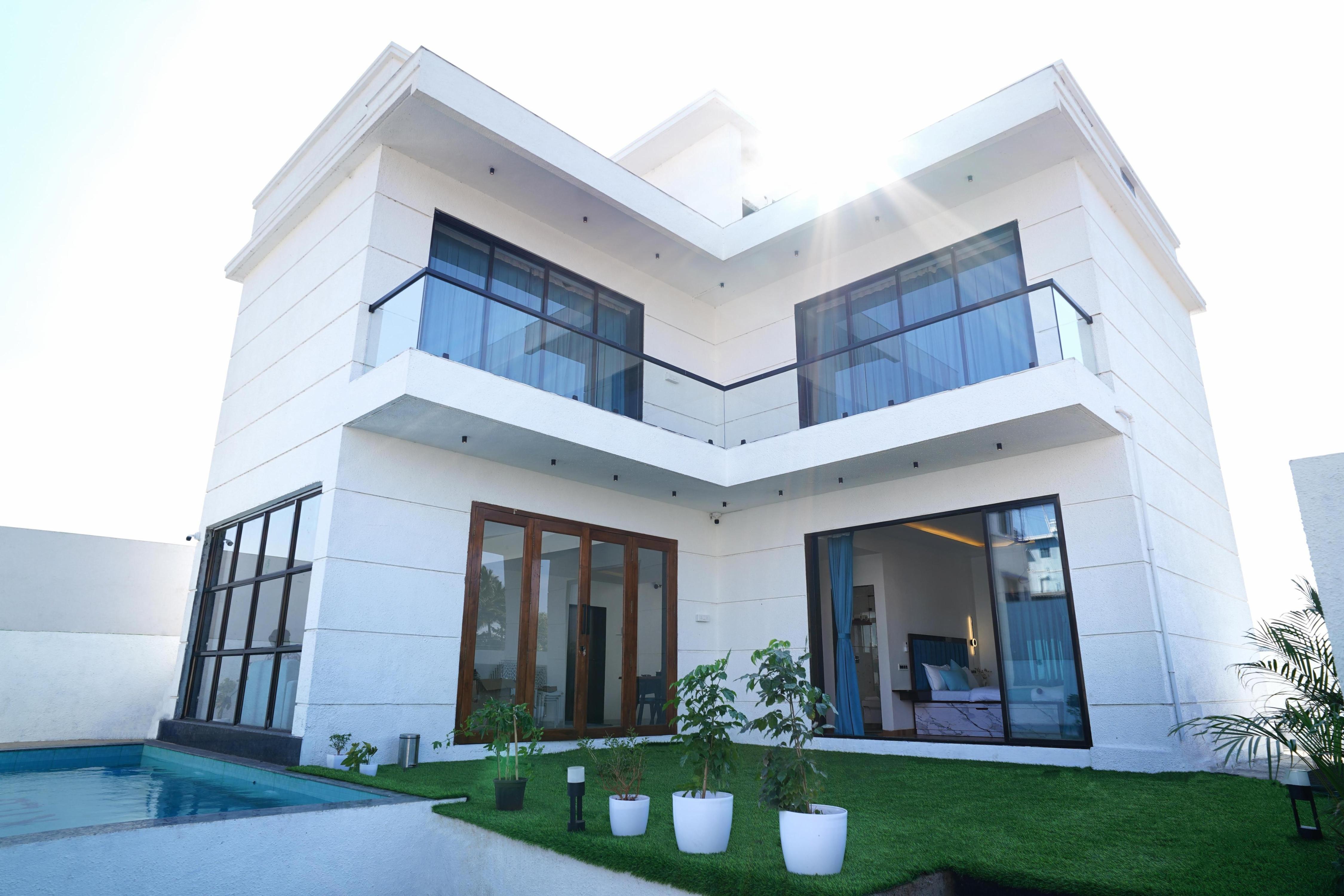 Privy Stays Kylo Villa - Tap to explore photos