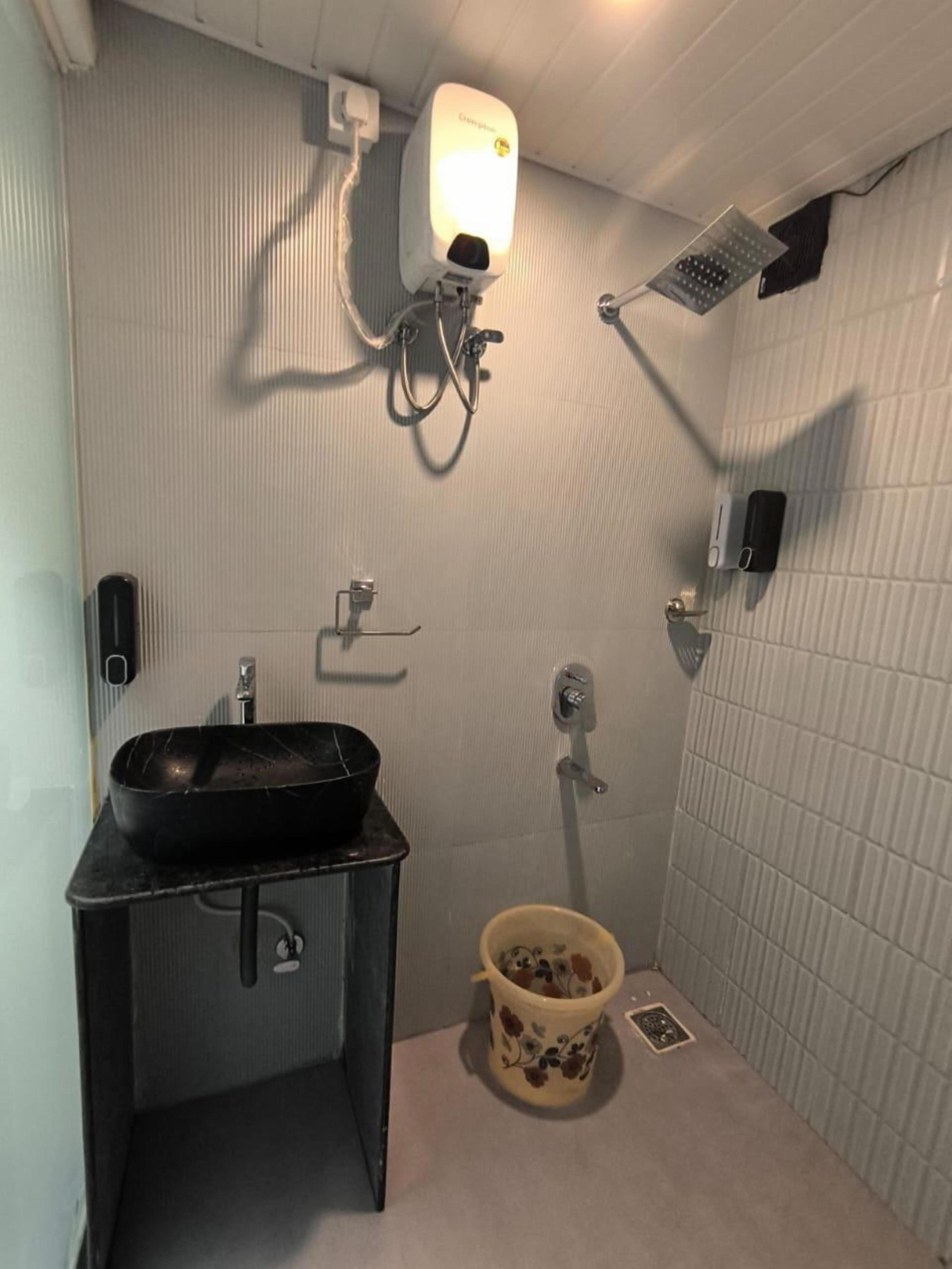 Origin stay rooms - Tap to explore photos