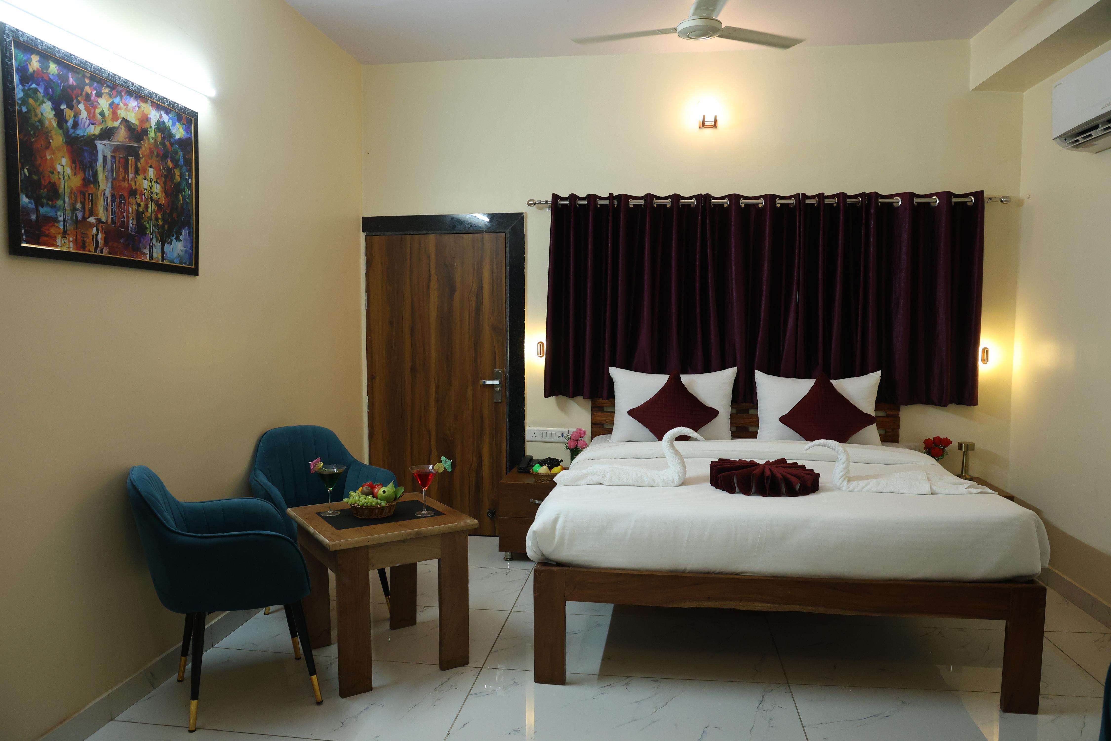 Hotel City View Inn - MI Road Room Type - Premium Room with Private Balcony