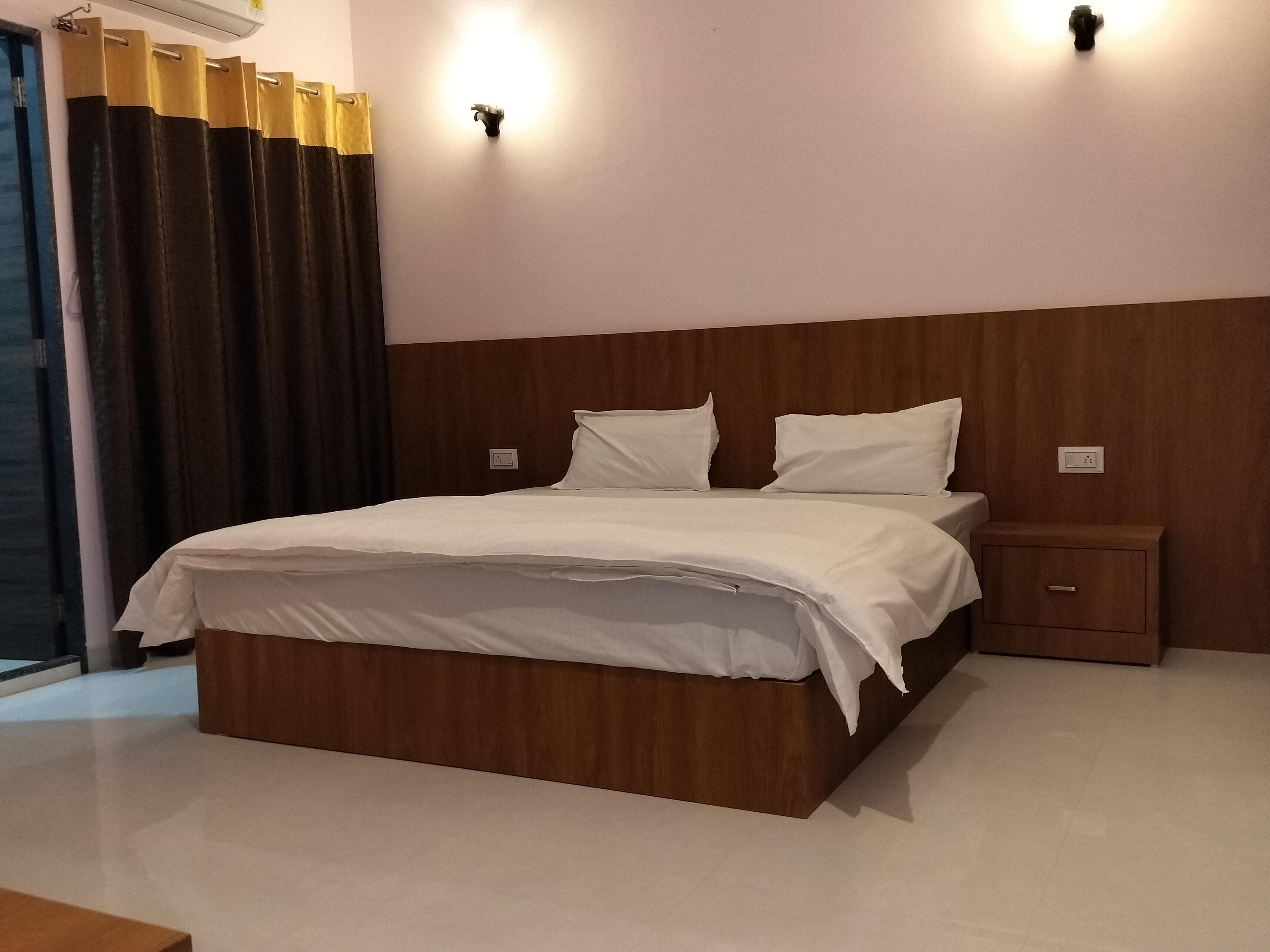 Hotel Prayagraj Room Type - Super Deluxe AC ROOM