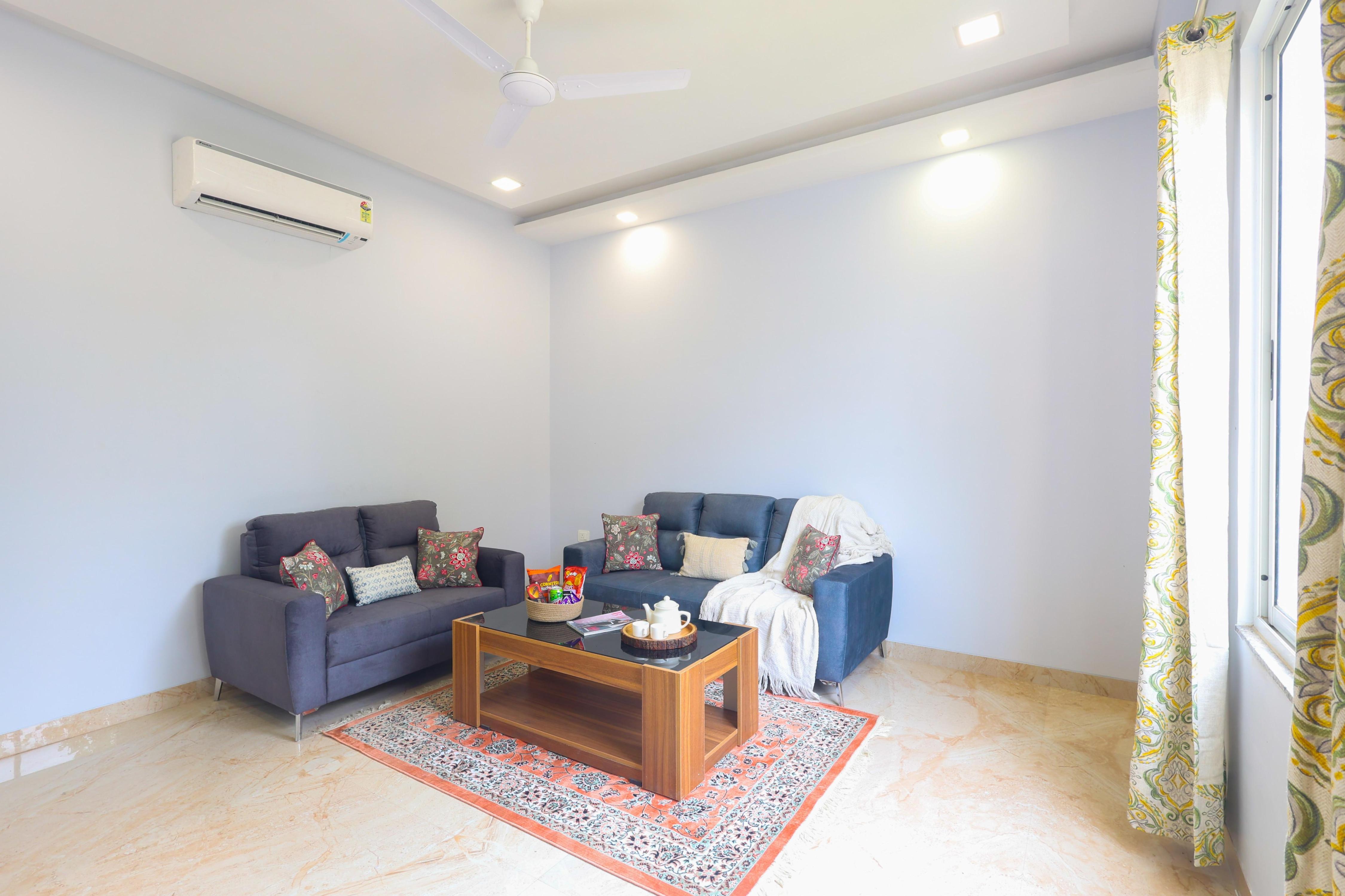 Charming 2 BHK Villa with lush Garden in Jaipur - Tap to explore photos