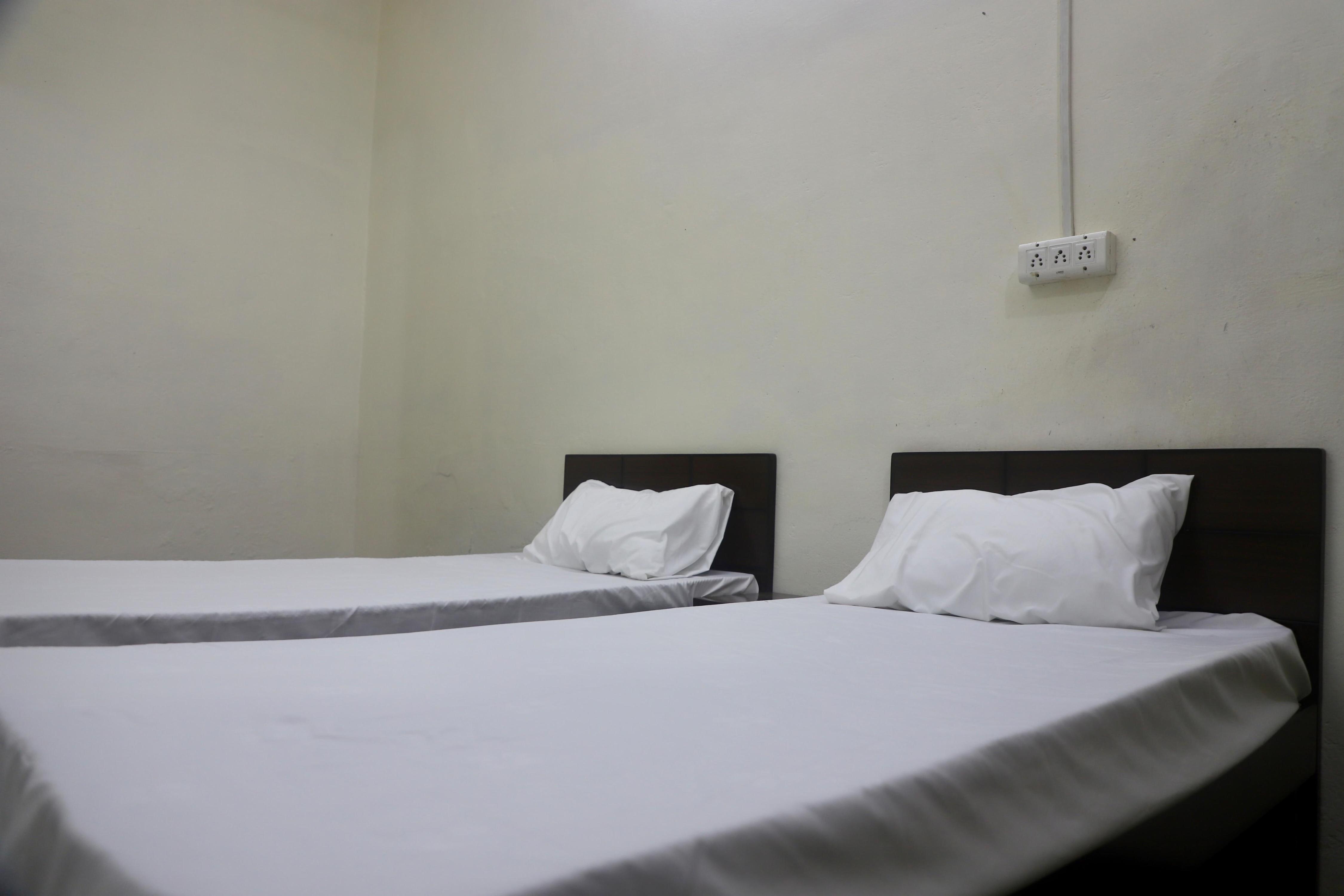 Budget-Friendly Udaipur Stay - Tap to explore photos