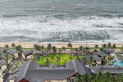 SCYLLA Luxury Resort & Spa