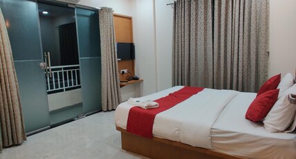 Hotel Jivhala Garden & Residency Room Type - Deluxe Room