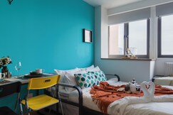Riveria Premium Kuala Lumpur, Roam