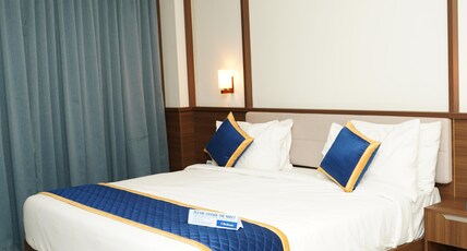 BLUE DIAMOND Room Type - Suite