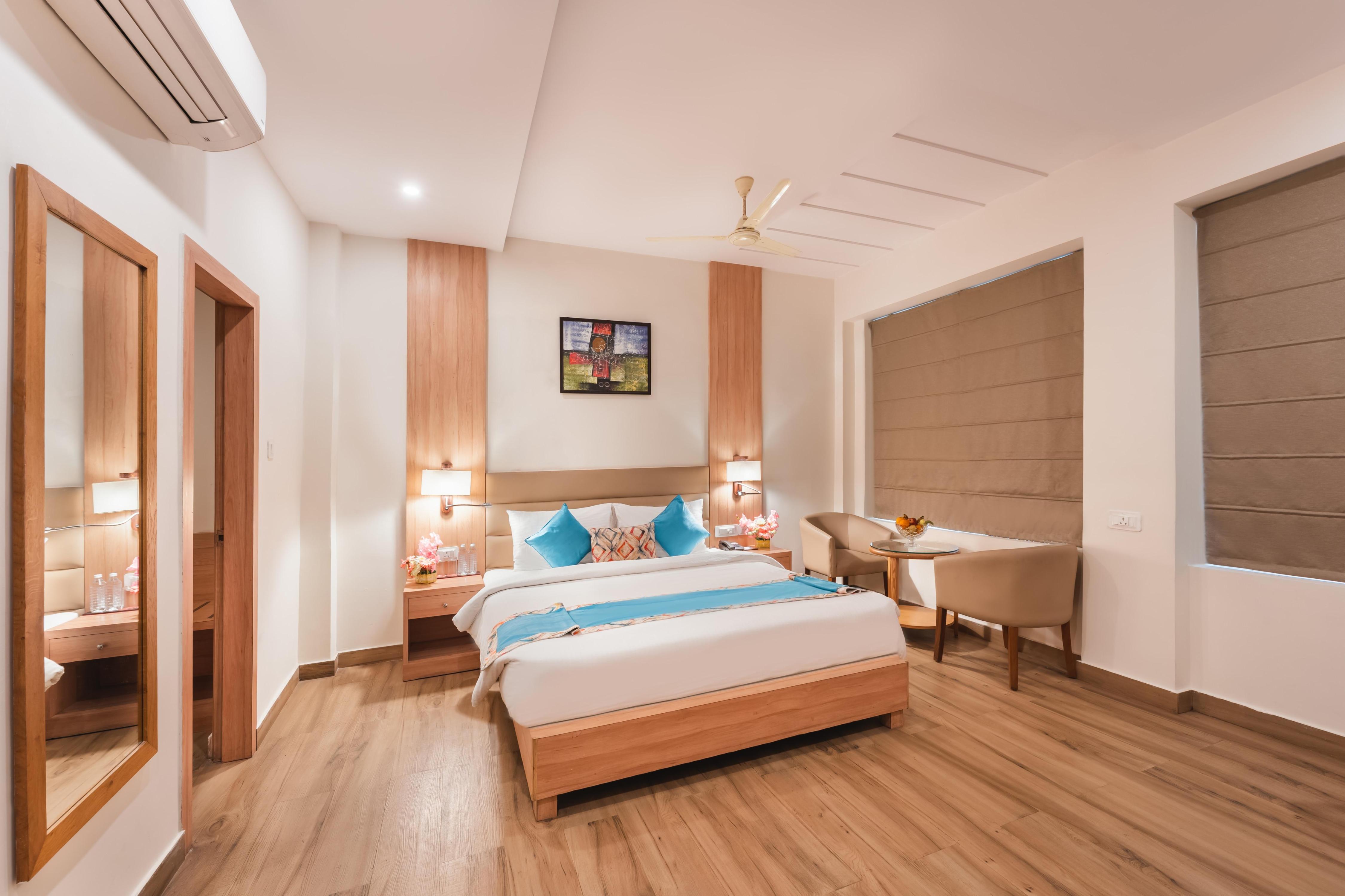 Hotel Elora, Lucknow