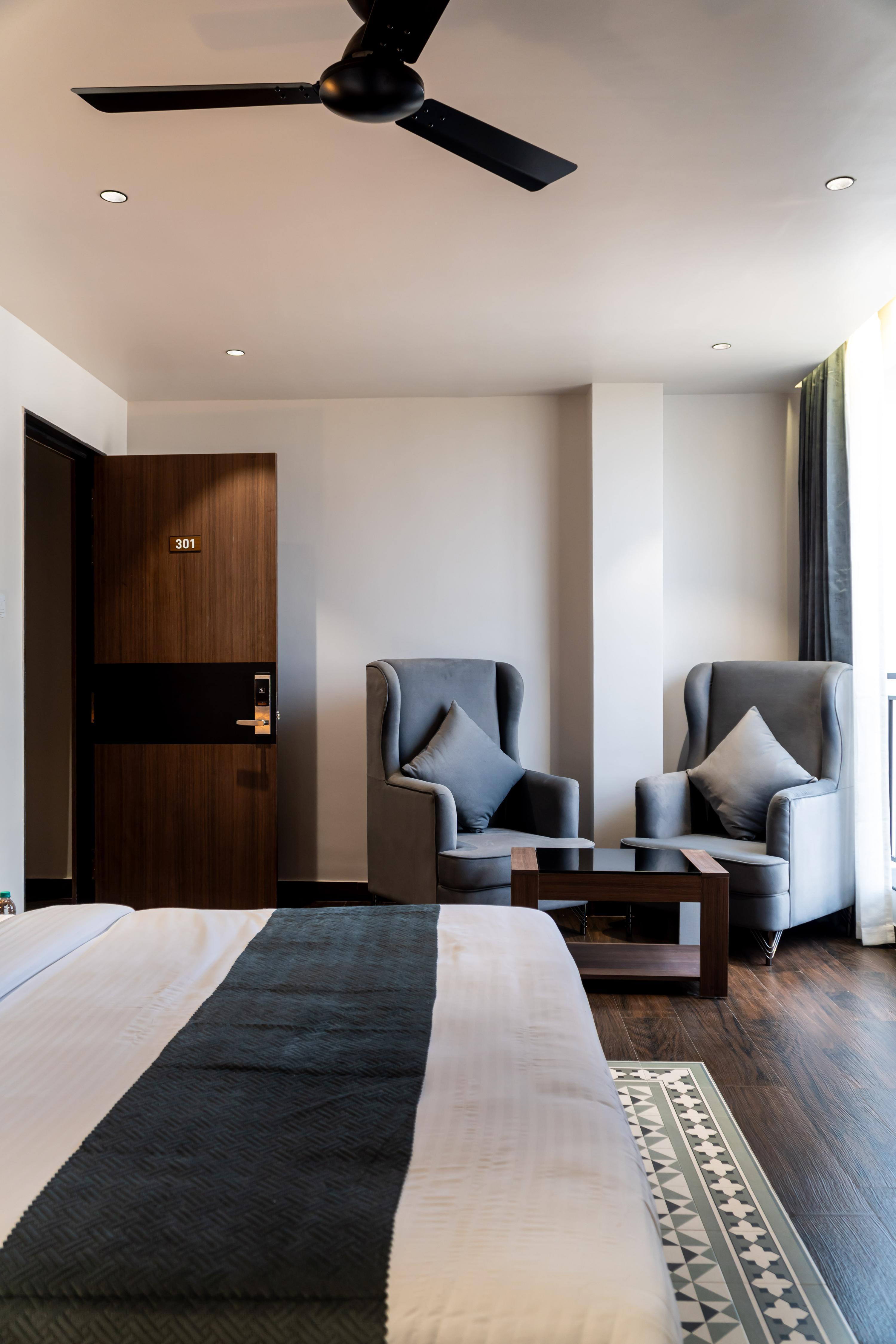 Olive Suites - Tap to explore photos