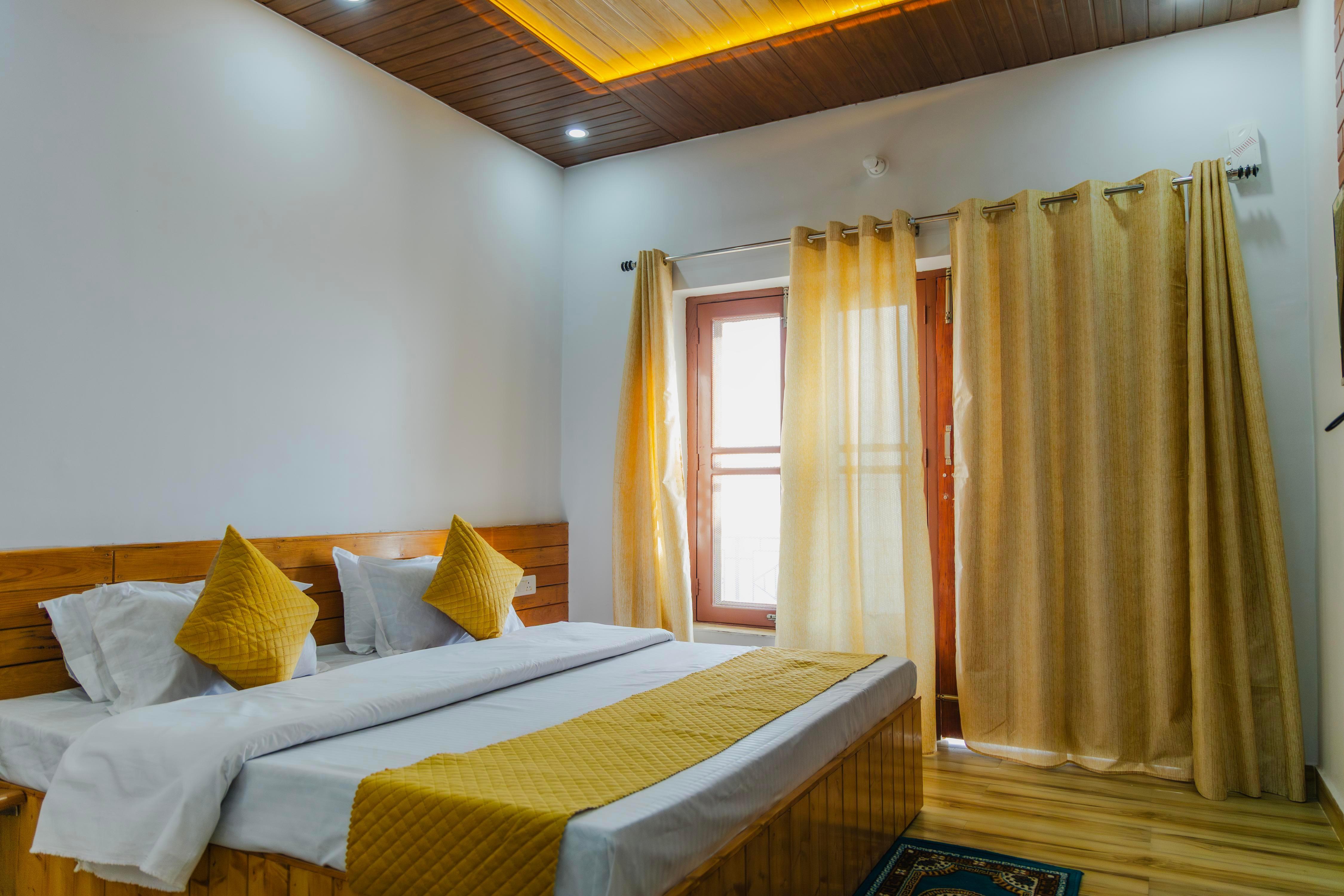 Batuli Homestay - Tap to explore photos