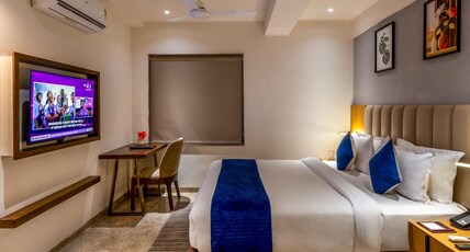 Lords Studio Inn Jamnagar Room Type - Executive Room