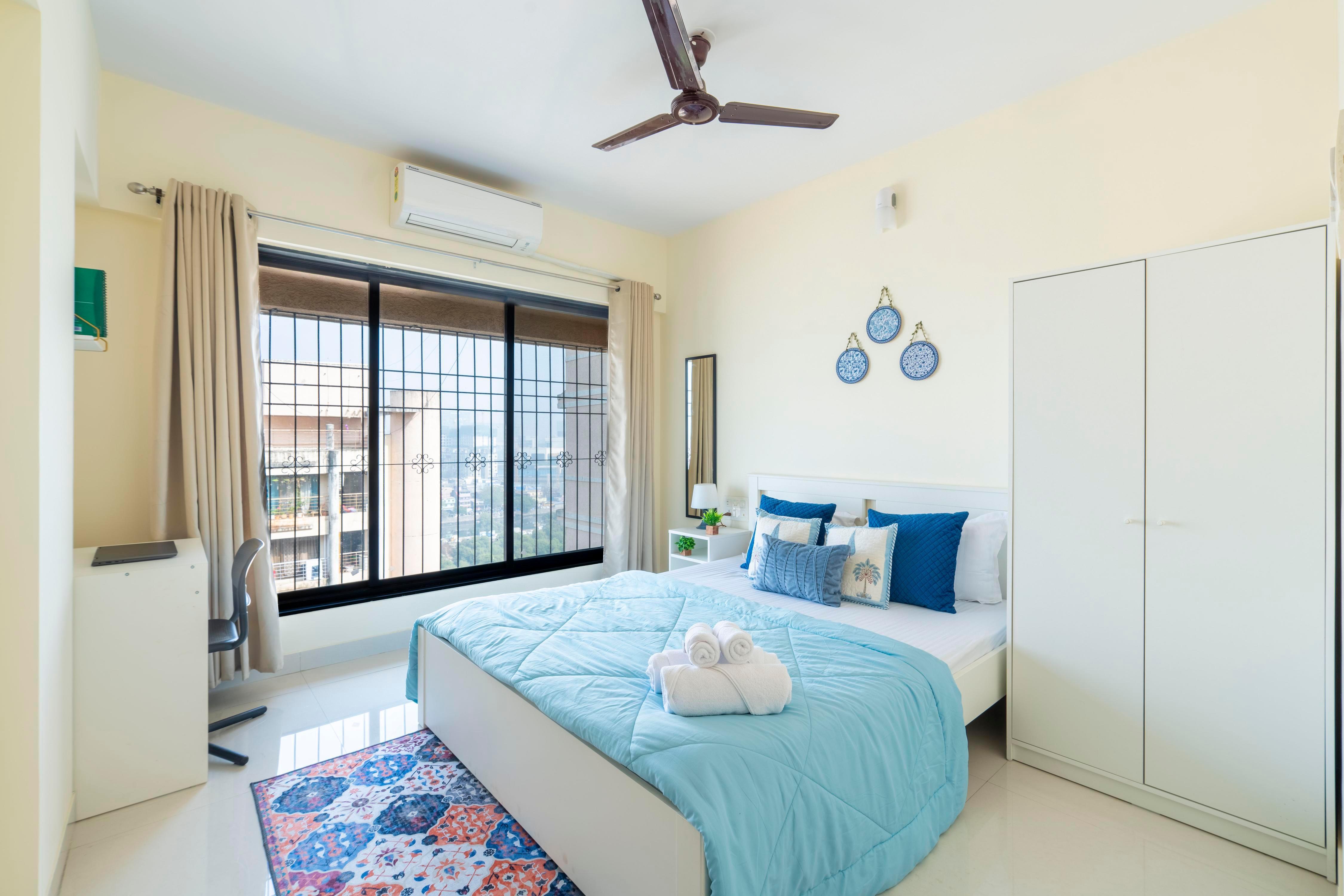 Spacious, Stylish, Higher Floor 3bhk Apt near BKC - Tap to explore photos