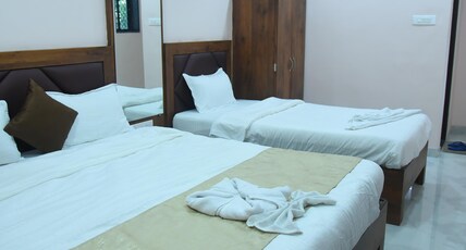 Hotel Siddharth Inn, Raipur Junction Room Type - Super Executive AC Room