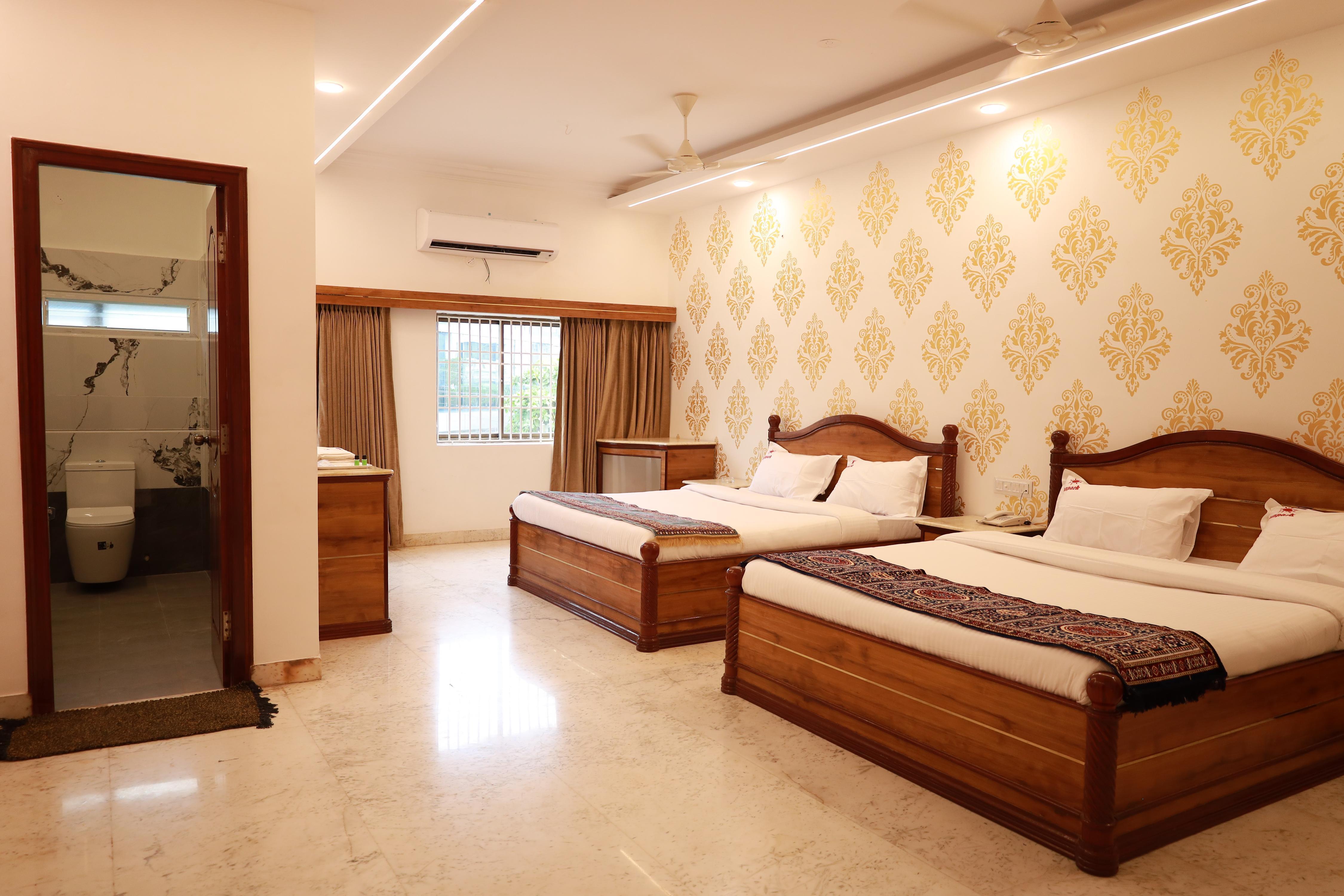 Hotel Sunpark - Tap to explore photos