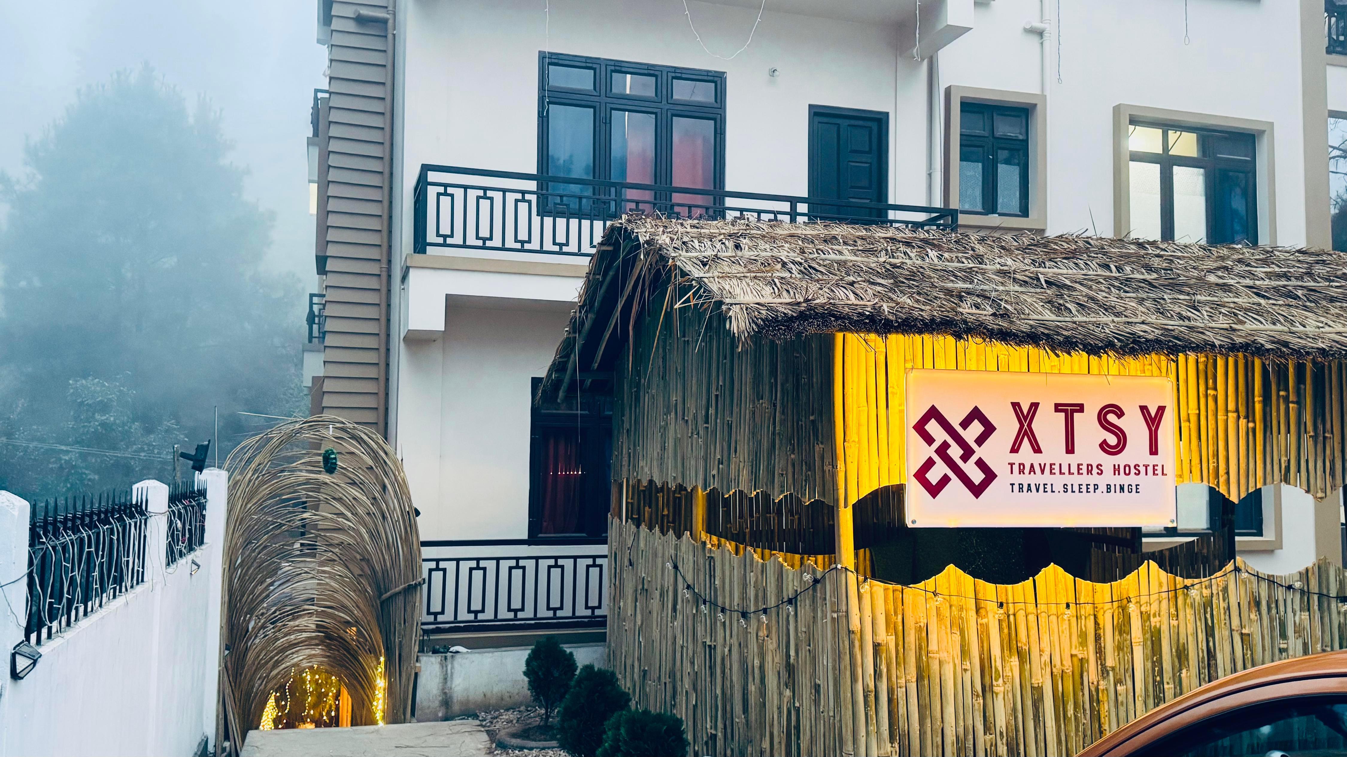 XTSY Traveller's Hostel