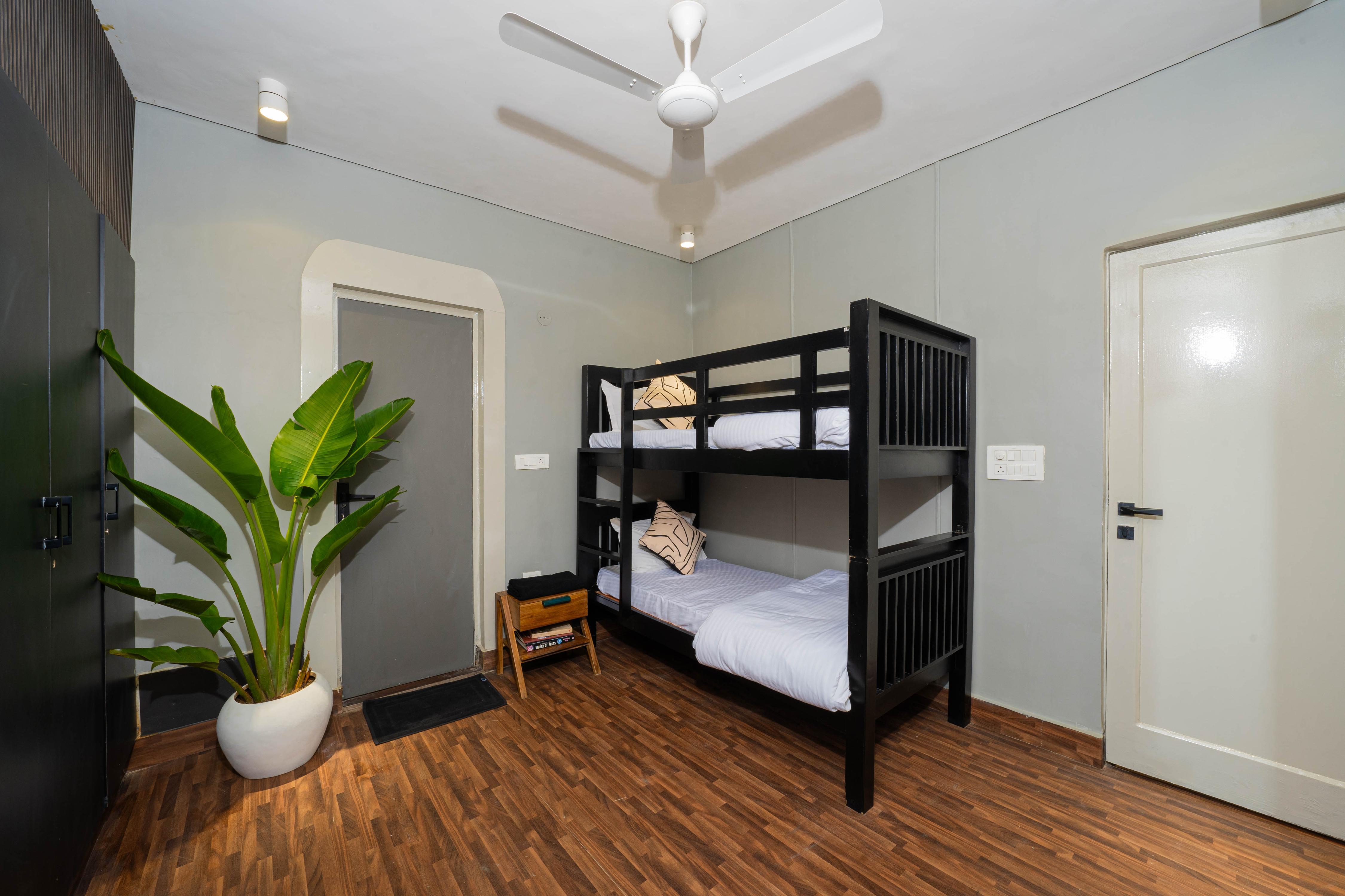 3BHK Spacious Stay Bunk & King Beds Hauz Khas - Tap to explore photos