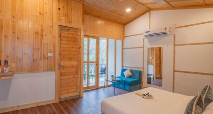 Perfectstayz The Jungle Resort Shivpuri Room Type - Deluxe room with Balcony and Forest view Perfectstayz The Jungle Resort Shivpuri Room Type - Deluxe room with Balcony and Forest view