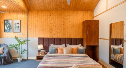 Perfectstayz The Jungle Resort Shivpuri Room Type - Suite with Balcony |Forest view | Room heater Perfectstayz The Jungle Resort Shivpuri Room Type - Suite with Balcony |Forest view | Room heater