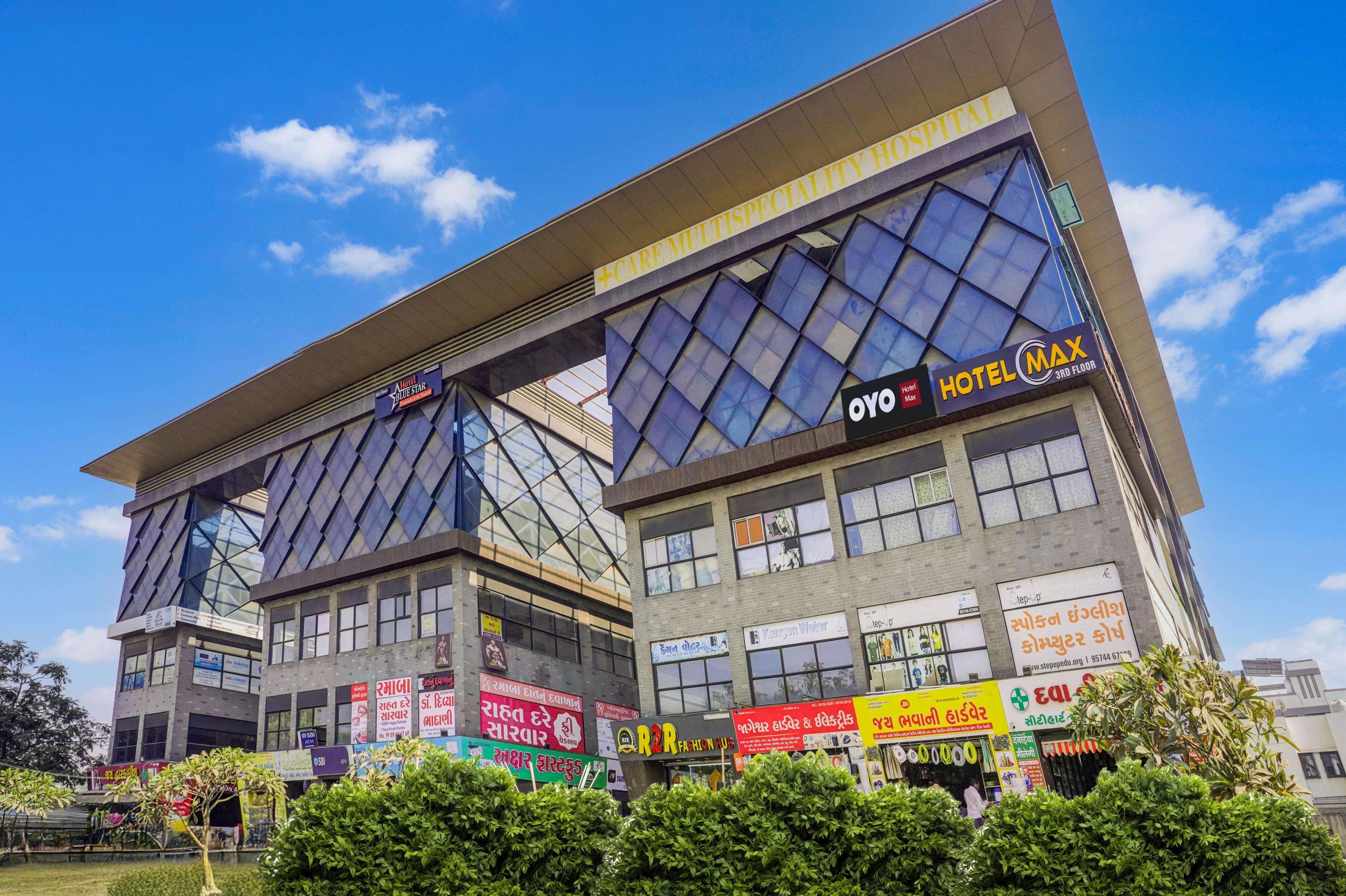 Hotel O Max - Tap to explore photos