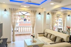 Sapna Homes 4BHK Penthouse  5min to Beach