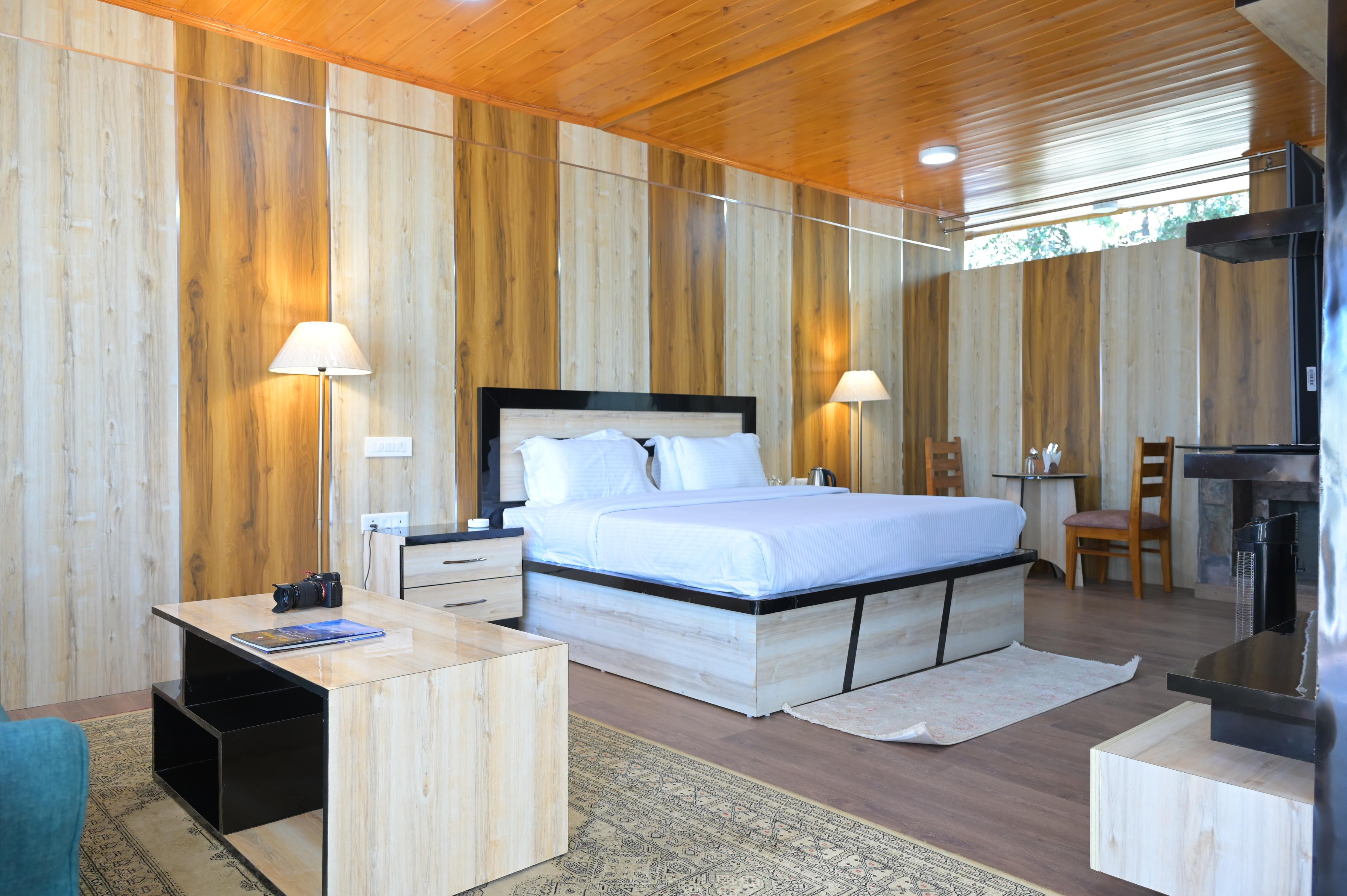 Mountain BNB Room Type - Prince Suite