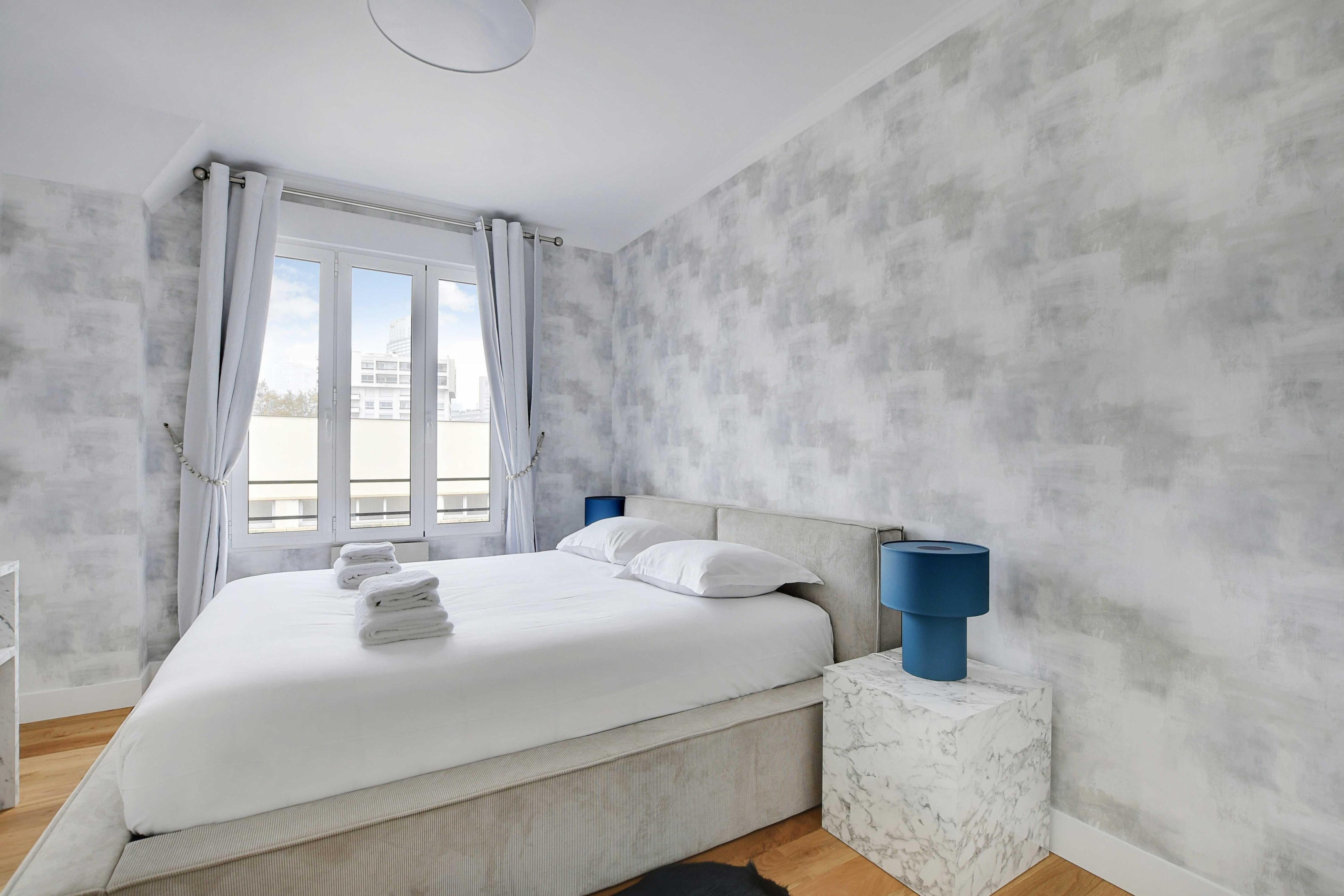 Stunning apartment - 3BR/6P - La defense - Tap to explore photos