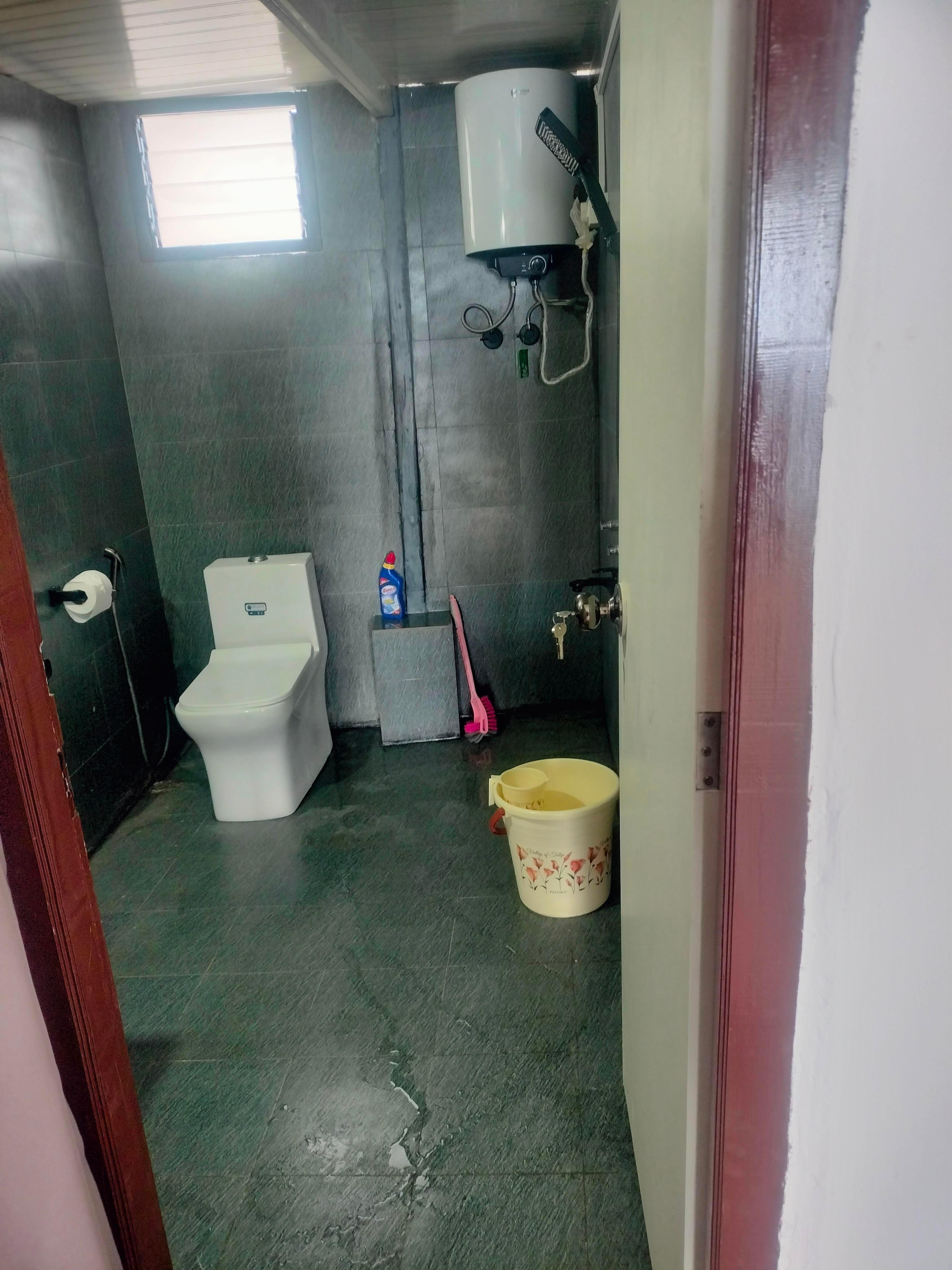 Outstation - Tap to explore photos
