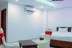 V Grand Luxurious Rooms and Banquets