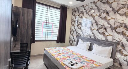 Hotel 8 Inn Zirakpur Room Type - Super Deluxe Hotel 8 Inn Zirakpur Room Type - Super Deluxe