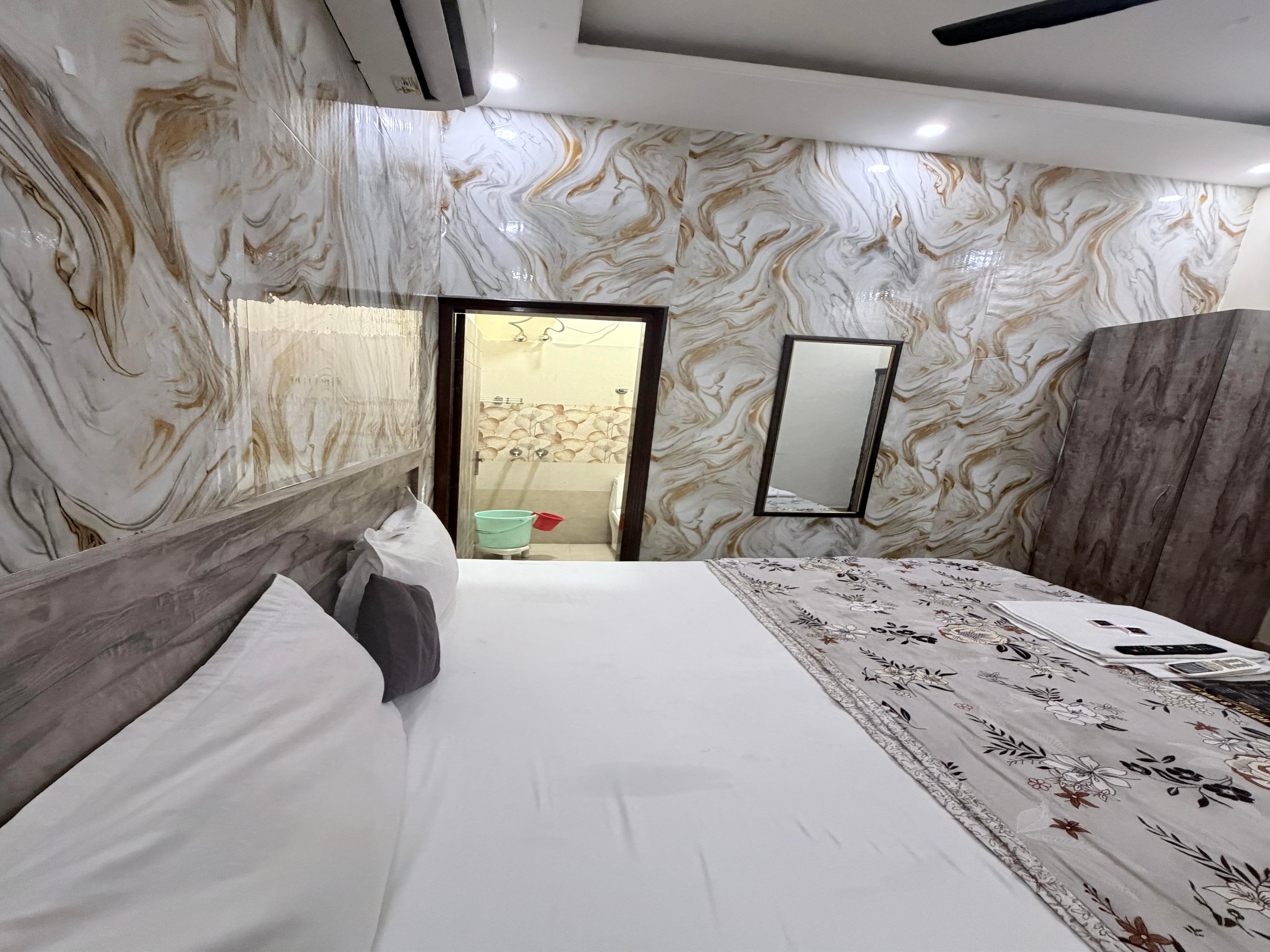 Hotel 8 Inn Zirakpur - Tap to explore photos