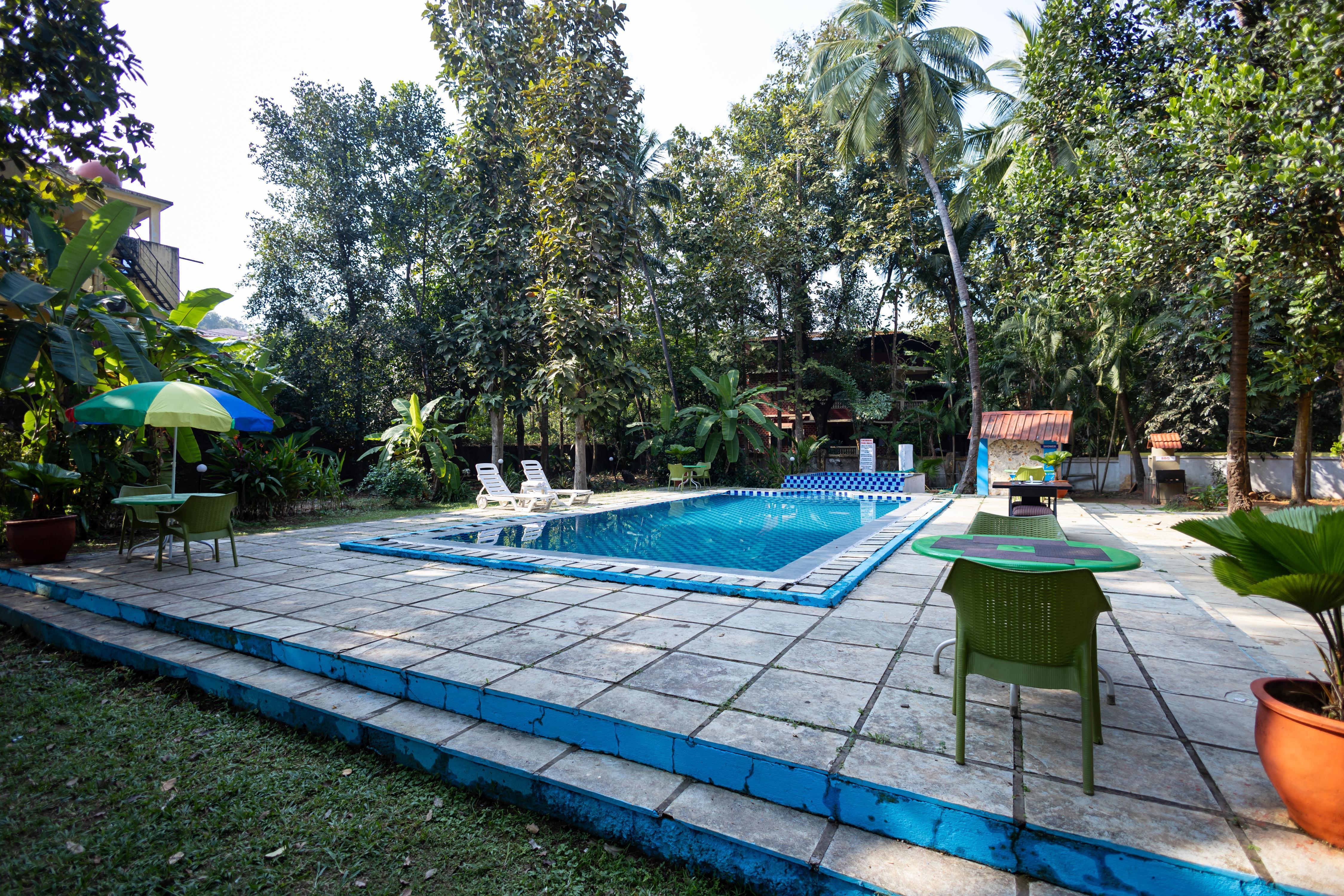 Salside 6bhk Water's Edge Villa - Tap to explore photos