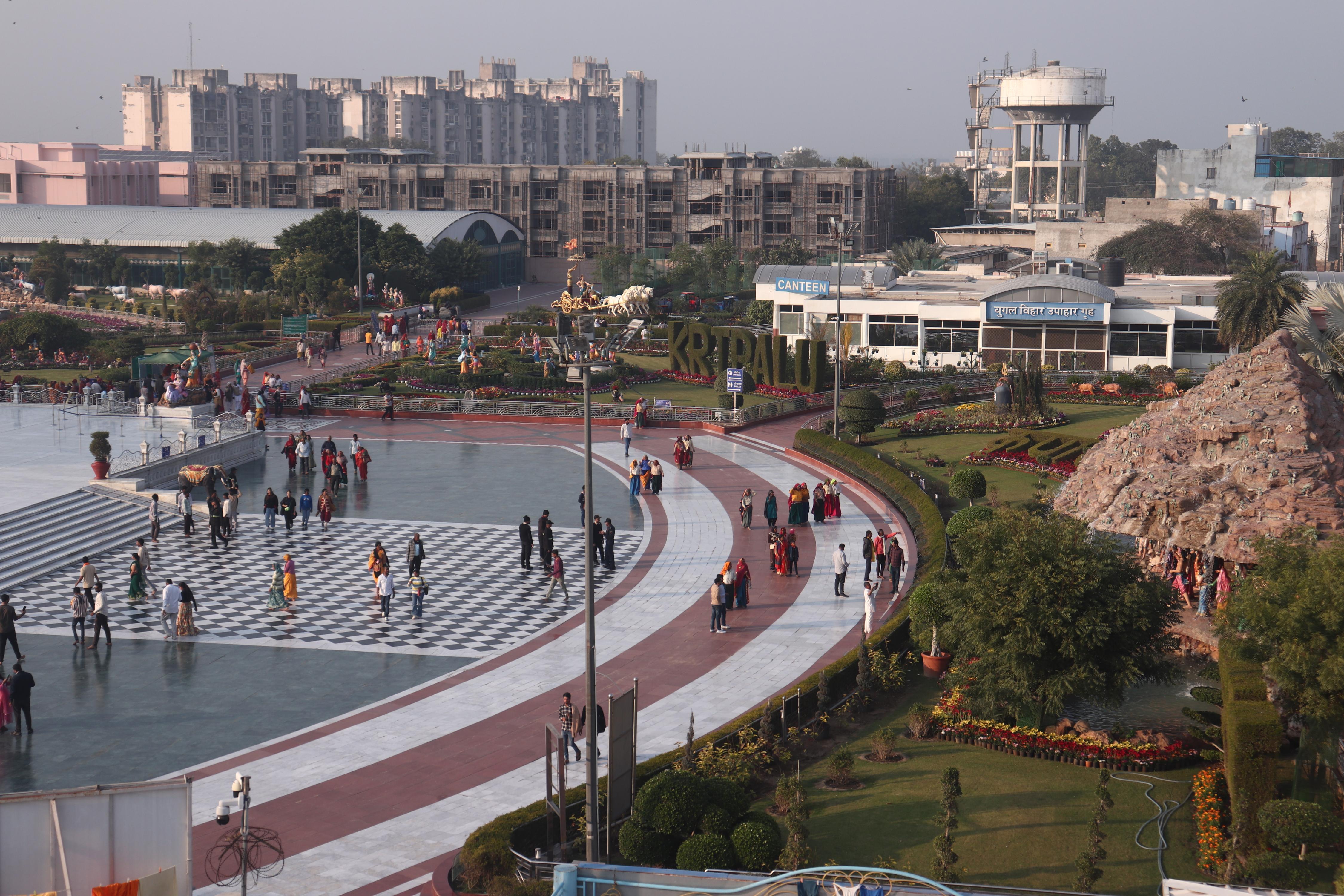 Hotel Prem Inn - Tap to explore photos