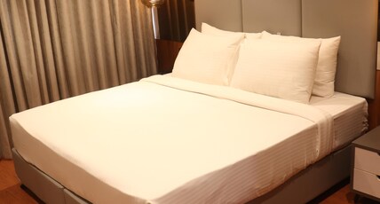 Hotel Prem Inn Room Type - Deluxe Room