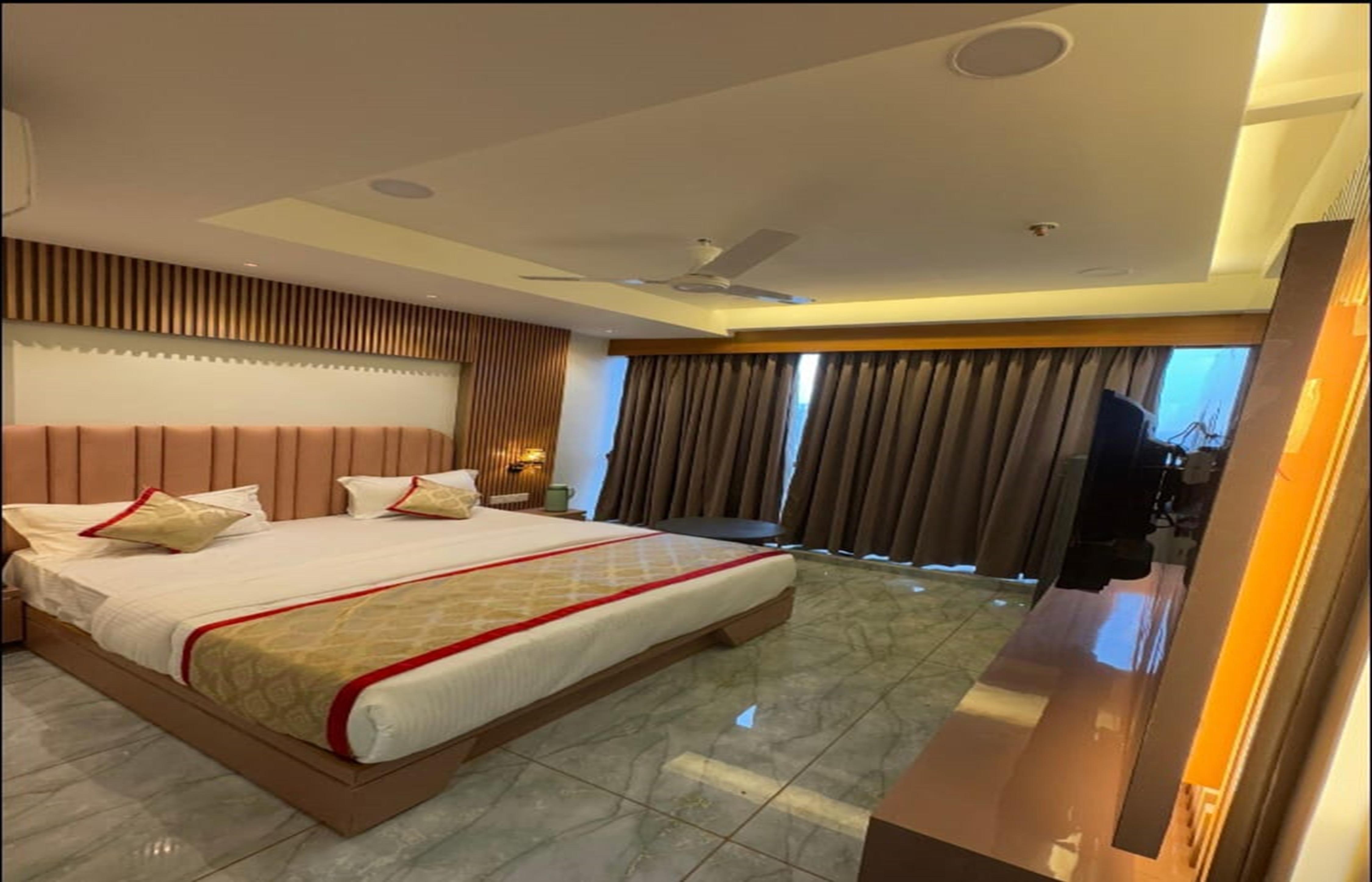 Hotel Malbourne Room Type - Deluxe Room