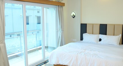 Hotel Beach Comforts (300 Meters from Sea Beach) Room Type - Premium AC Double Room - With Balcony