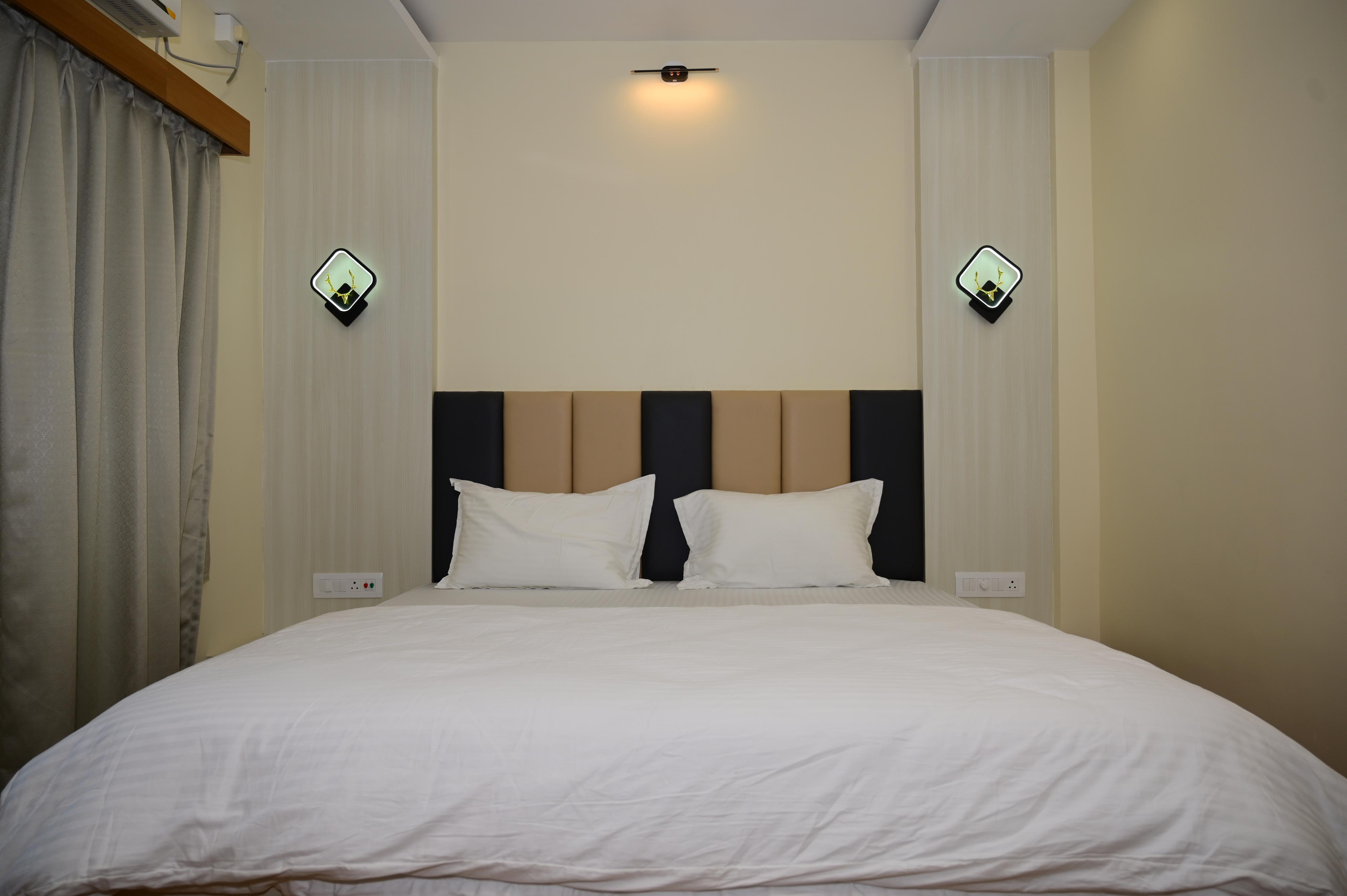 Hotel Beach Comforts (300 Meters from Sea Beach) - Tap to explore photos
