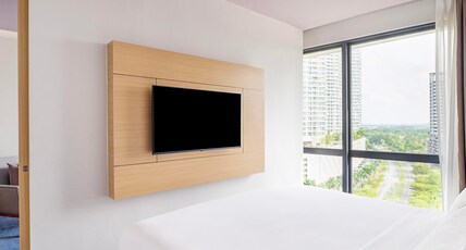 OZO Medini Malaysia Room Type - Junior Suite Lake View King
