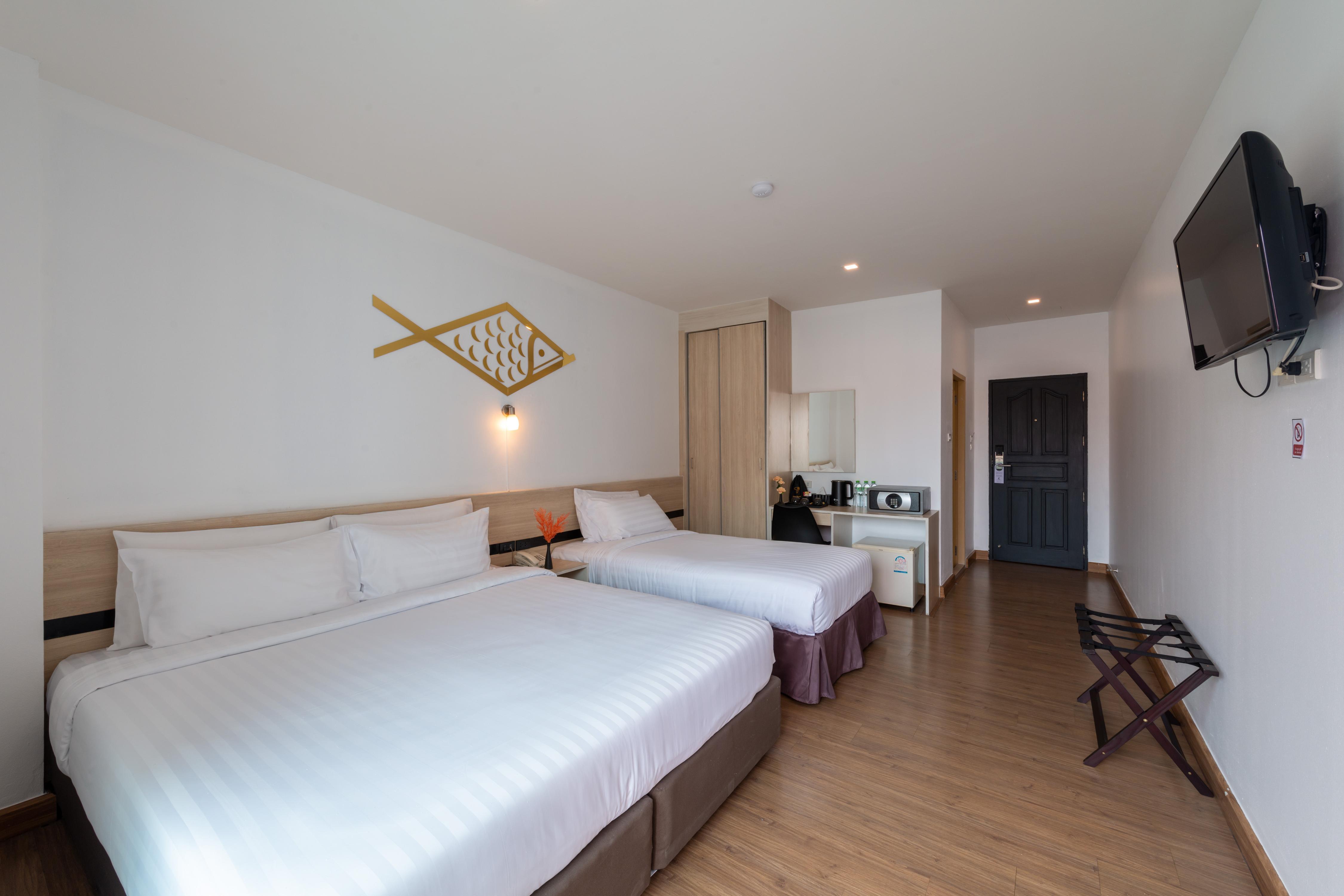 Arawana Regency North Pattaya - Tap to explore photos